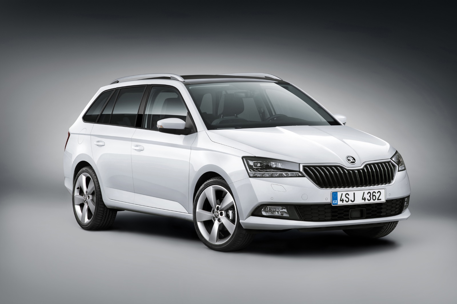 Skoda Fabia Combi 1.0 TSI Bus. Edition 2019 - voorkant