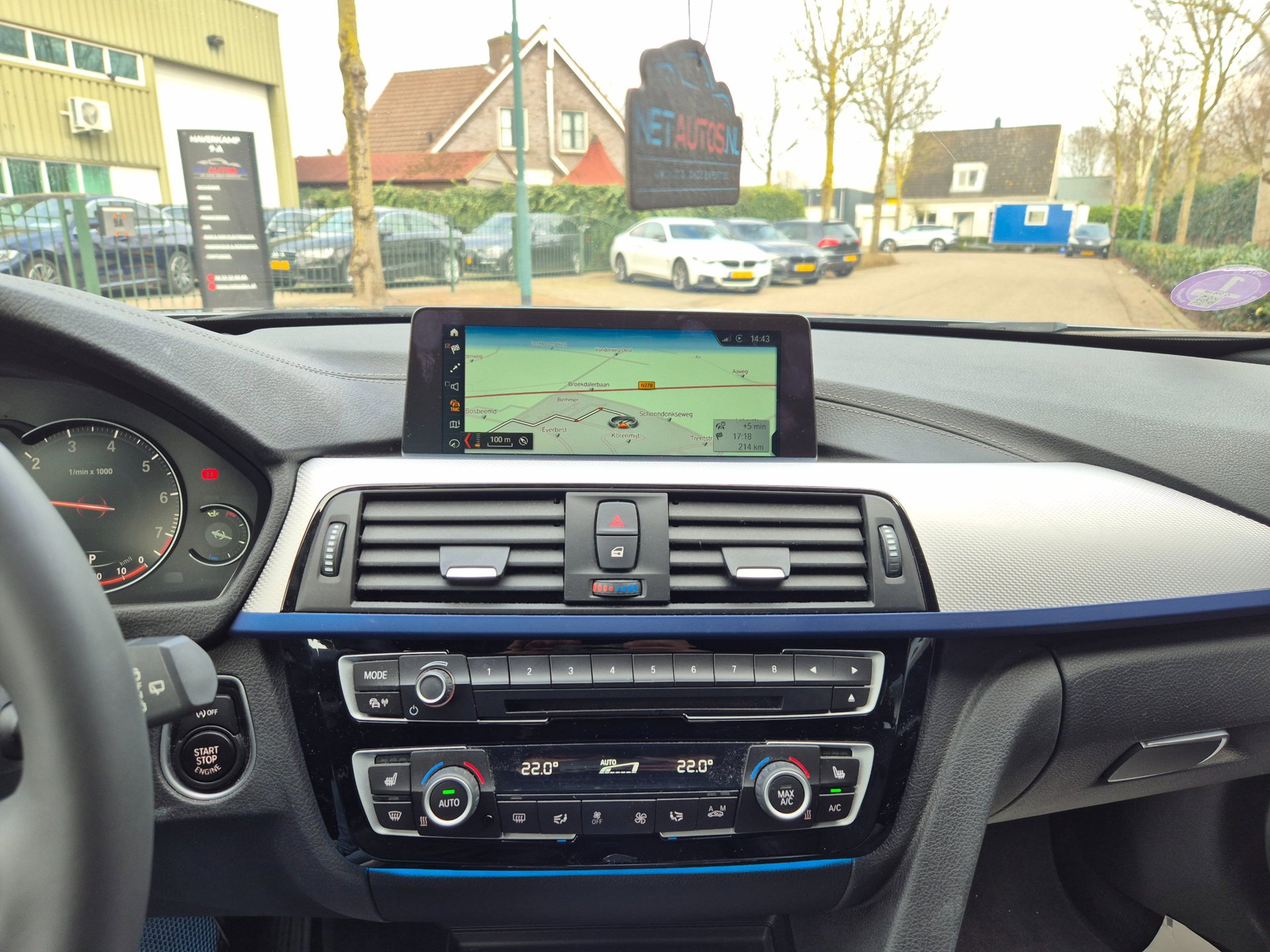 Foto van BMW 318i