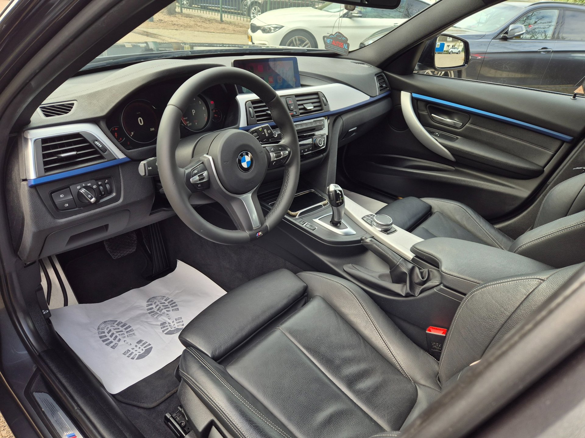 Foto van BMW 318i