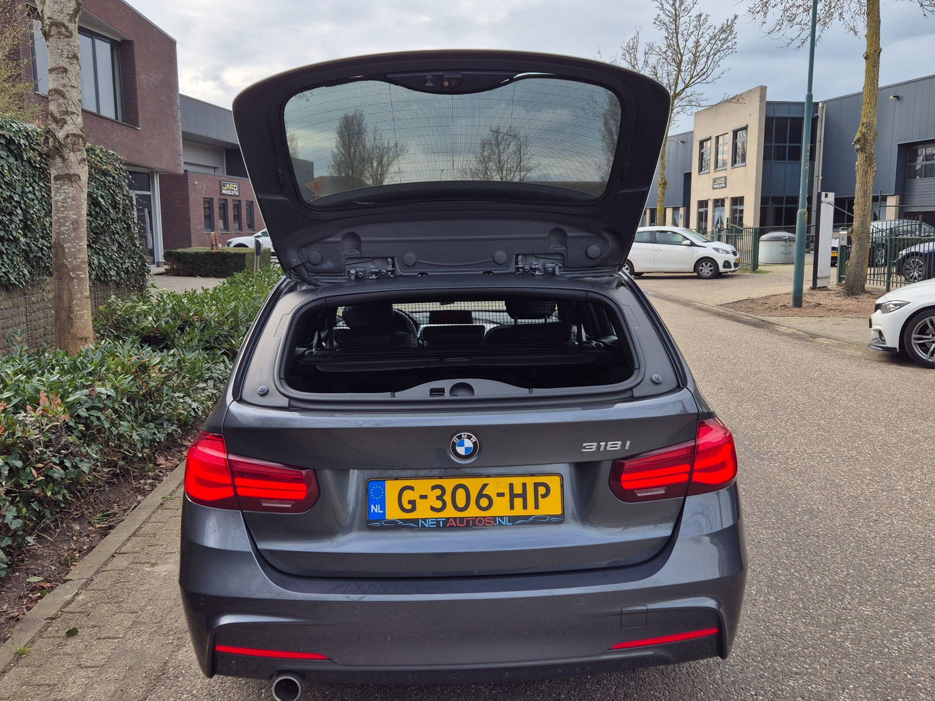 Foto van BMW 318i