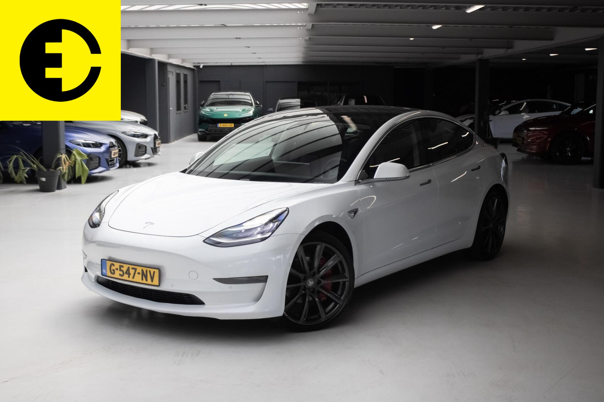 Tesla Model 3 Long Range AWD 75 kWh | Pano dak | Trekhaak | Stoelverwarming | Incl.BTW 2019 - voorkant