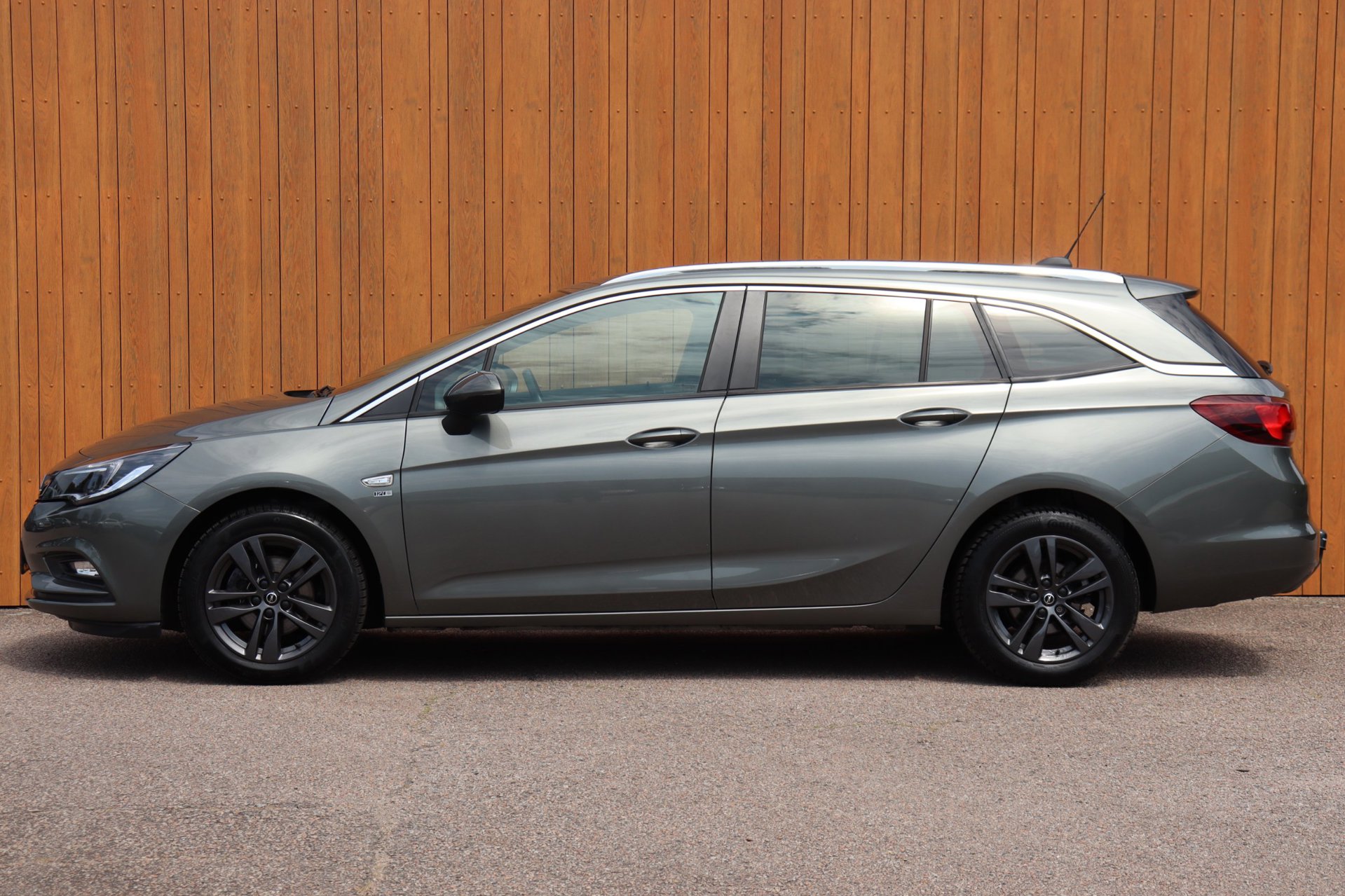Foto van Opel Astra Sports Tourer