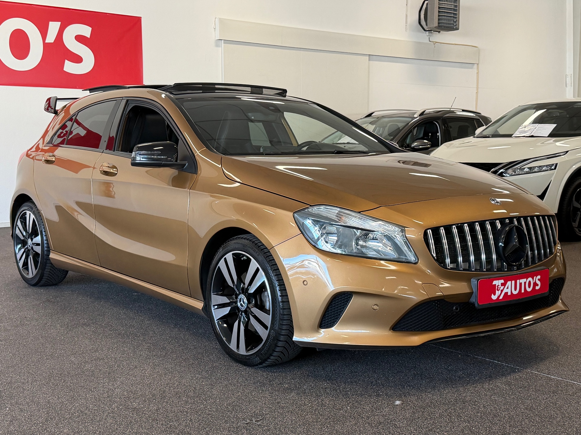 Foto van Mercedes-Benz A 180