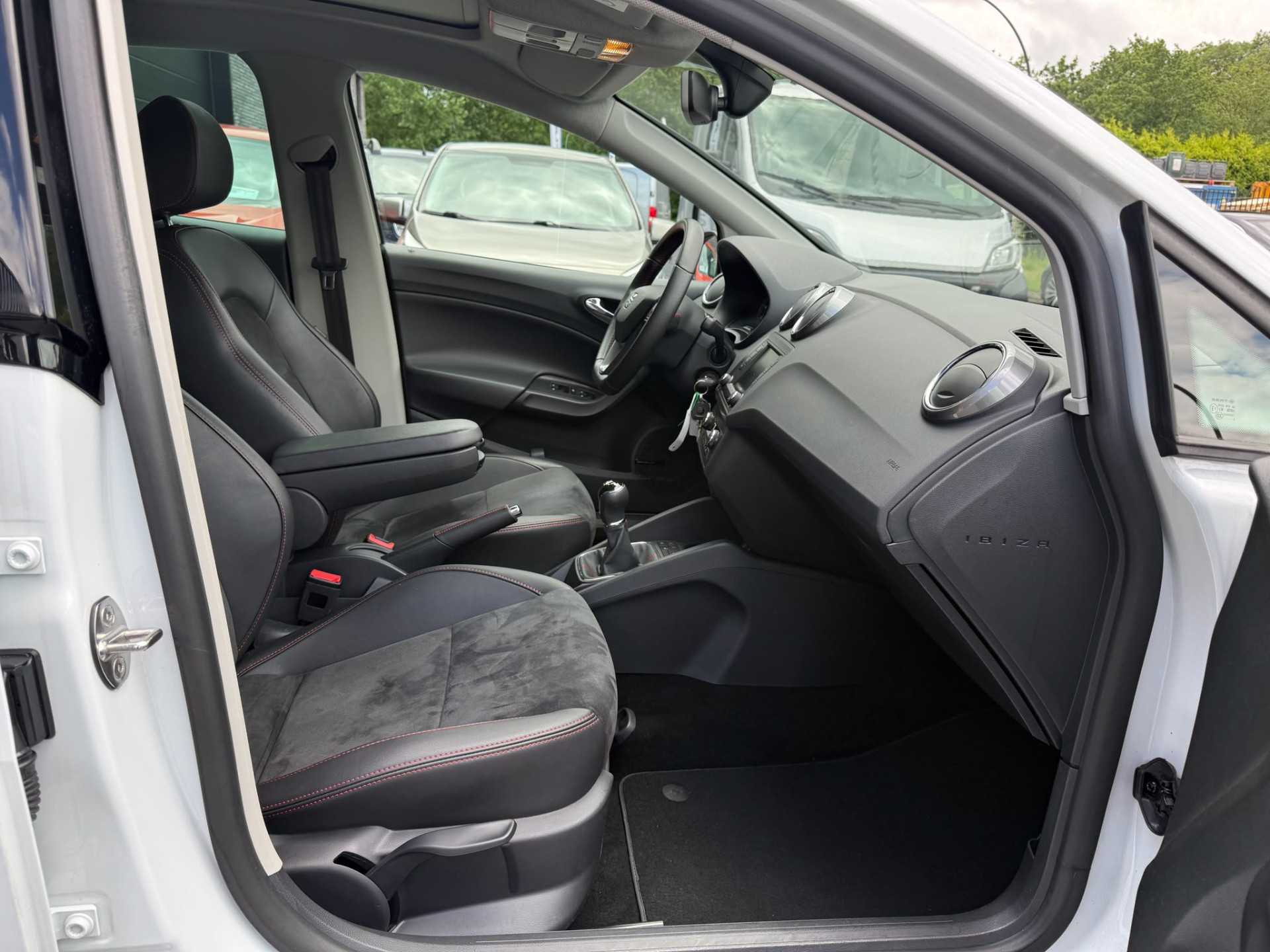 Foto van Seat Ibiza