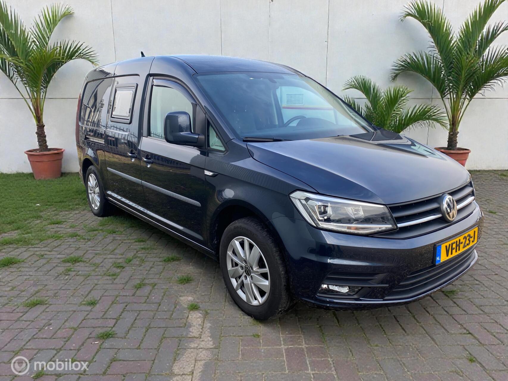 Foto van Volkswagen Caddy Modified Partition Wall