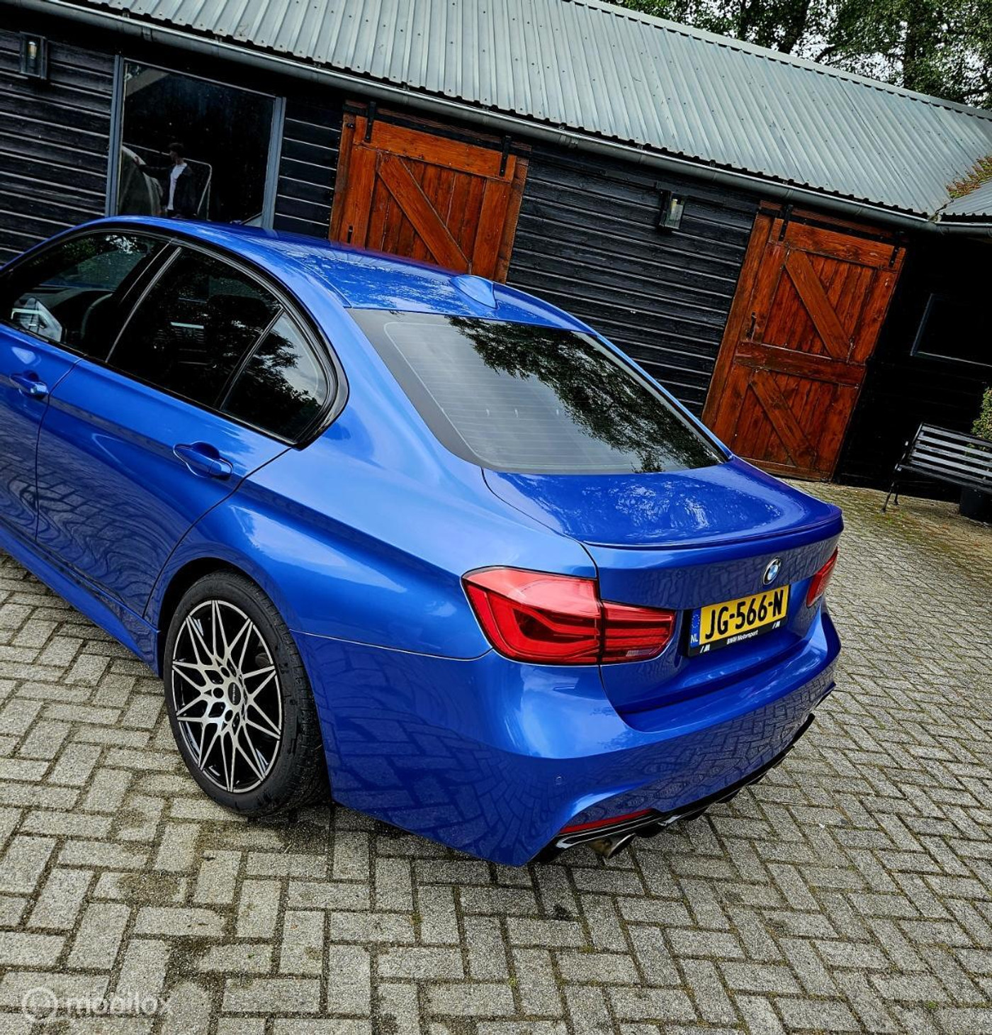 Foto van BMW 318i