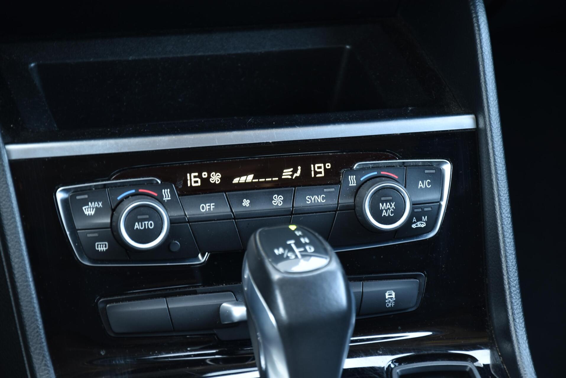 Foto van BMW 218i Active Tourer