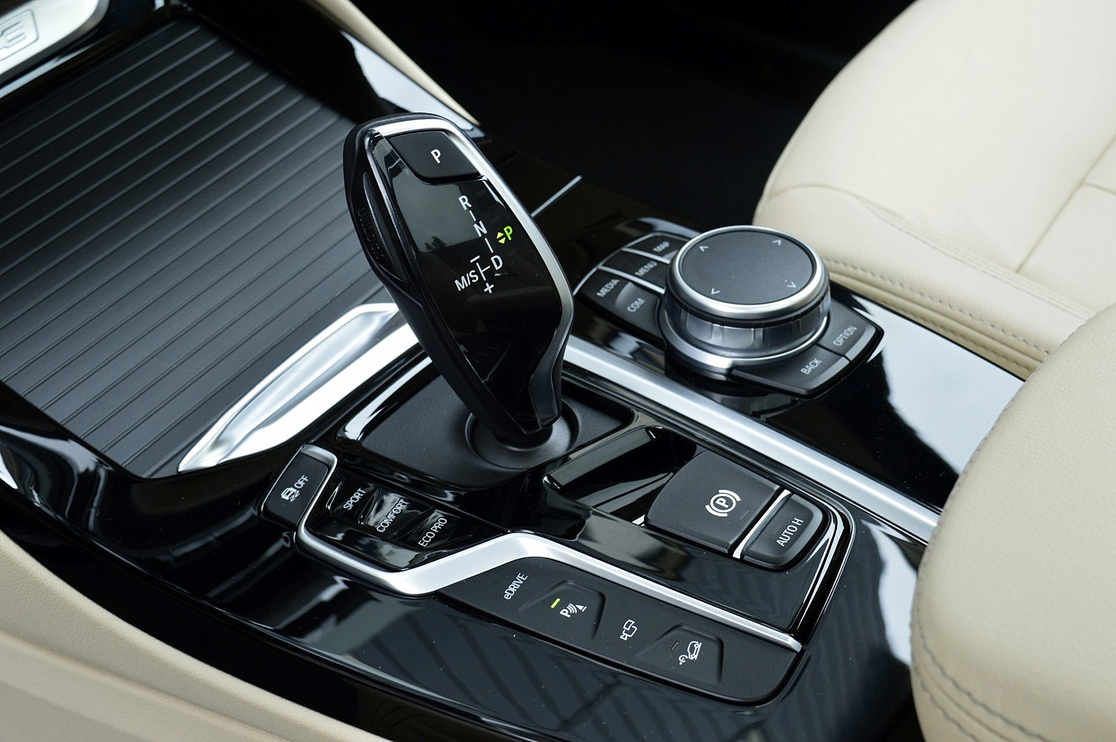 Foto van BMW X3 Xdrive30e