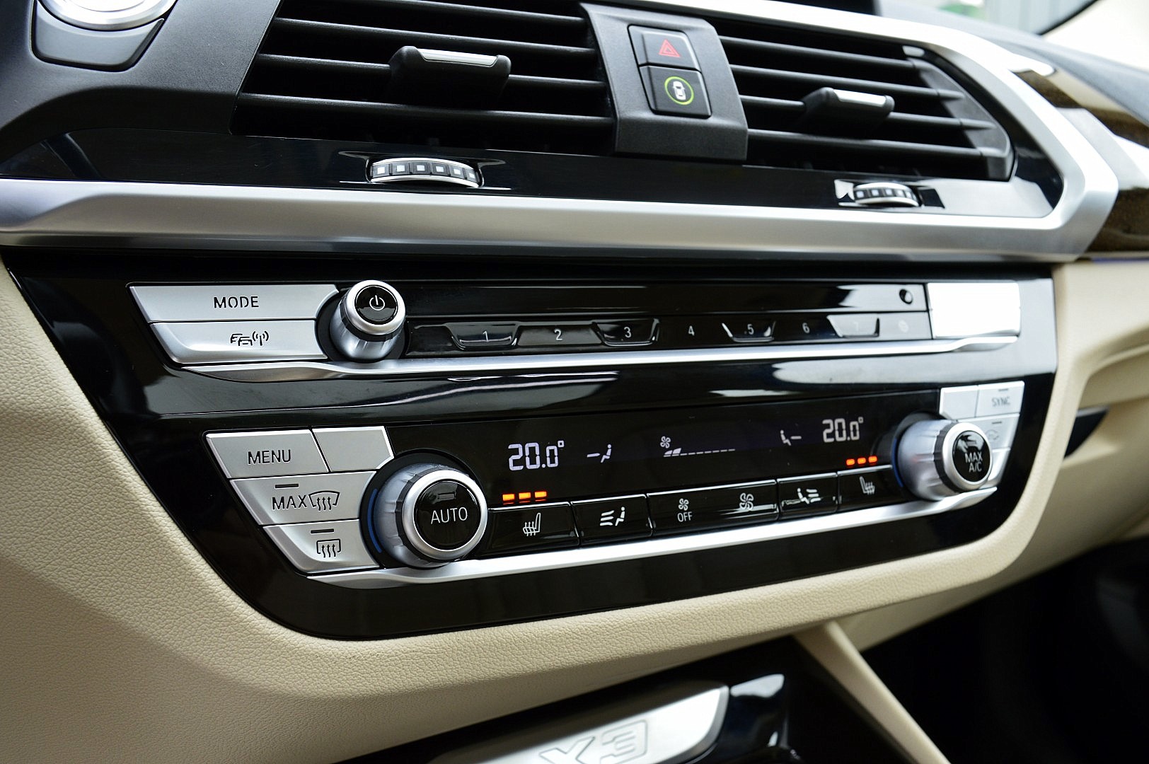 Foto van BMW X3 Xdrive30e