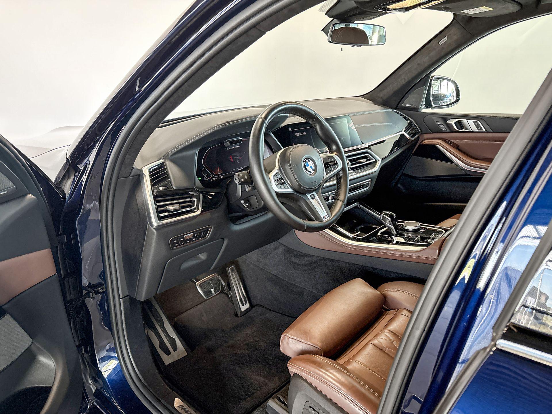 Foto van BMW X5 M50d