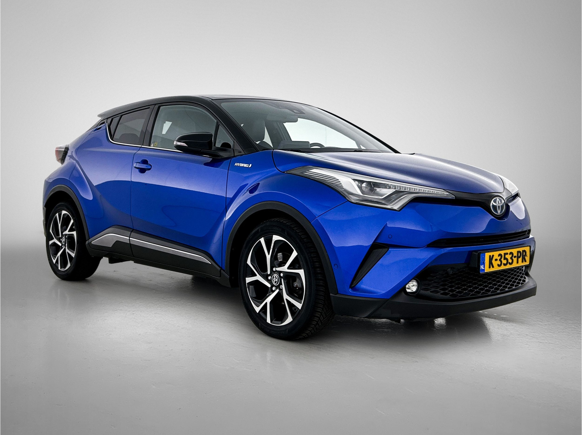 Foto van Toyota Toyota C-hr