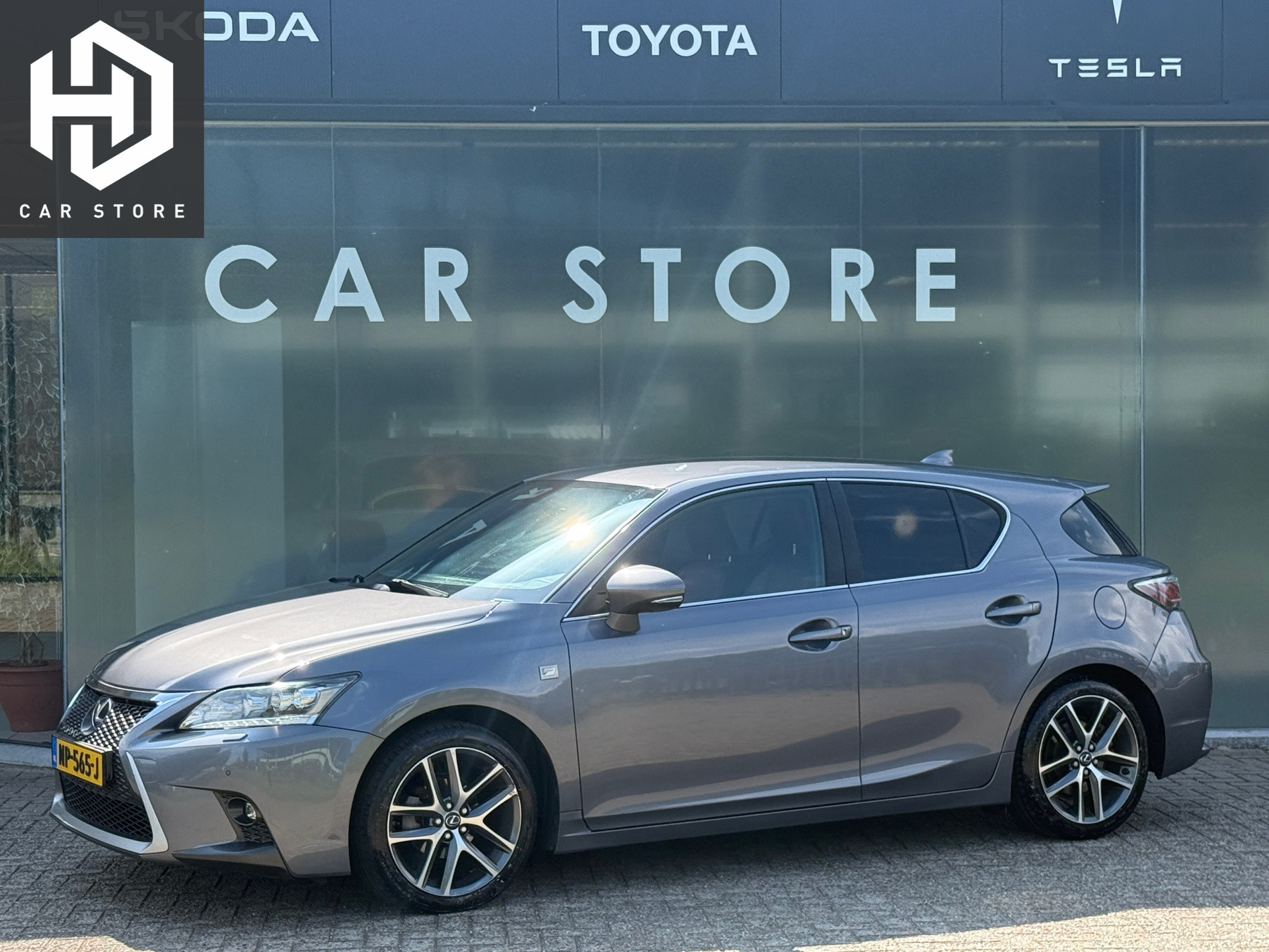 Foto van LEXUS LEXUS CT200H