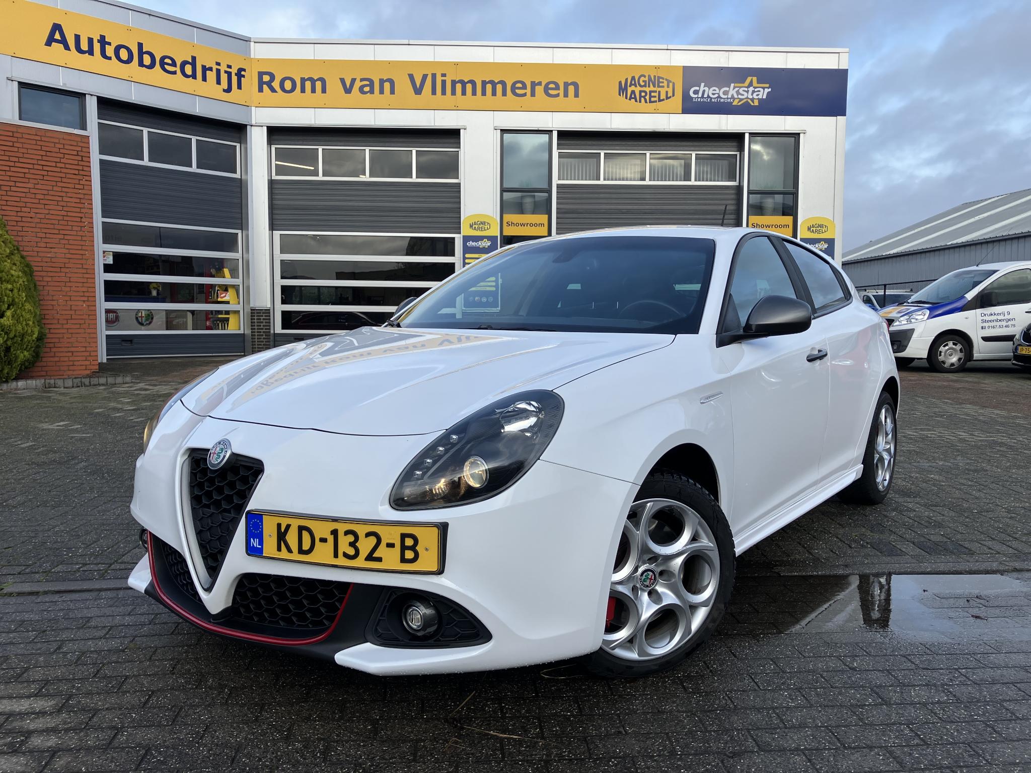 Alfa Romeo Alfa Giulietta 1.4 Turbo MultiAir Super 2016 - voorkant