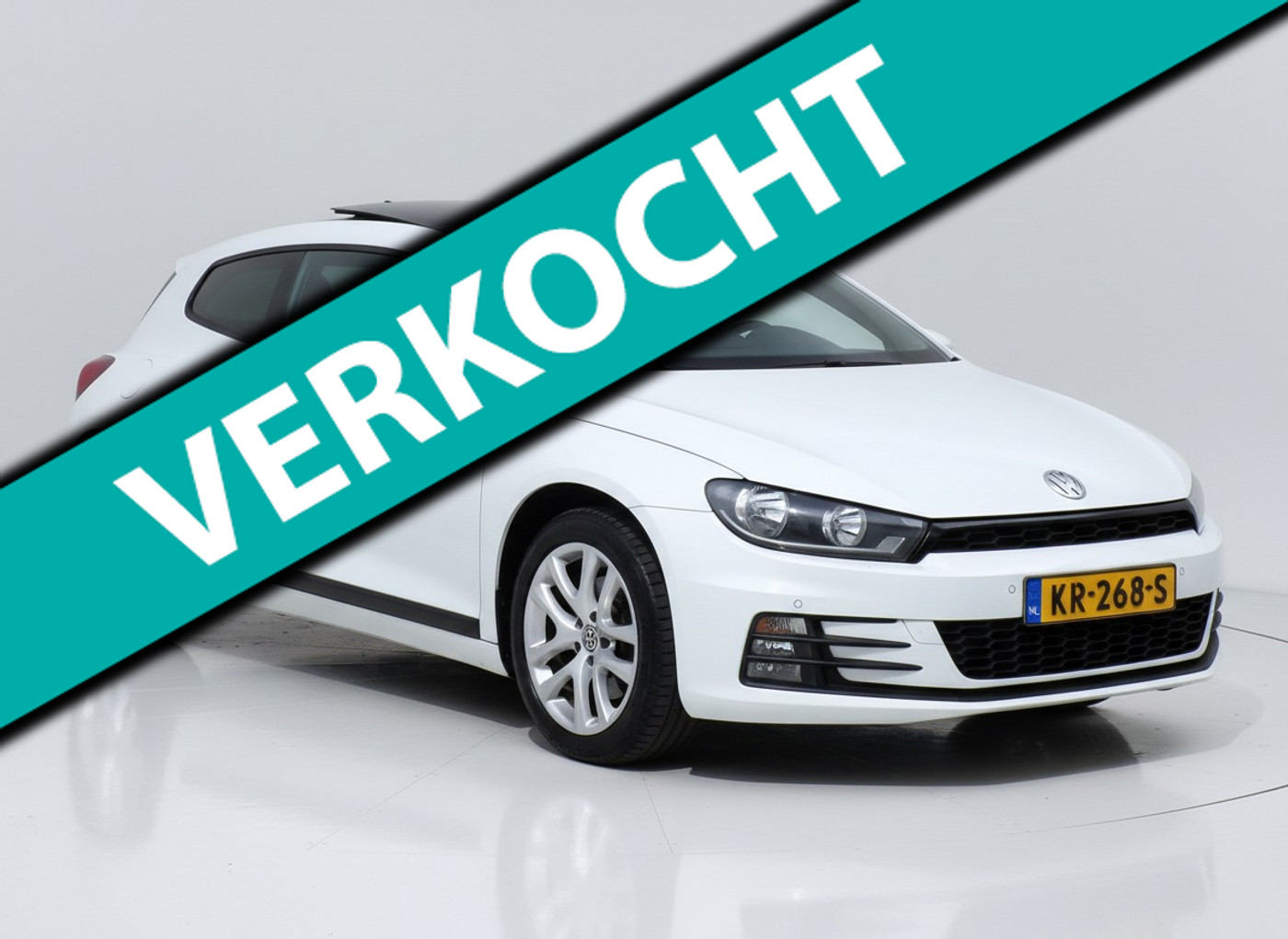 Volkswagen Scirocco 2.0 TSI|Dakje|Clima|PDC|Stoelverwarming 2015 - voorkant