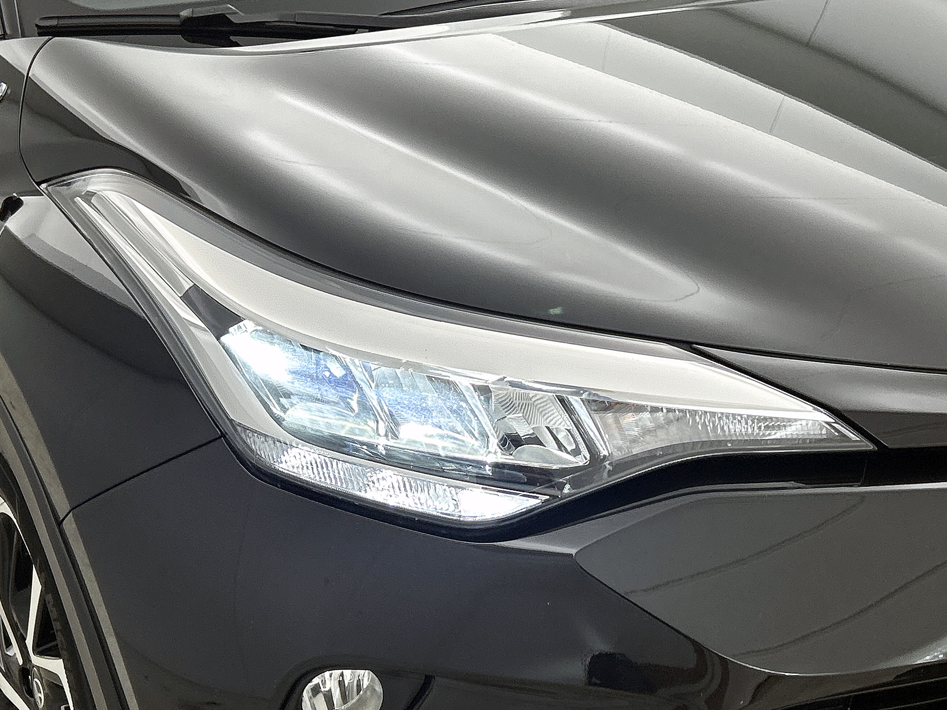 Foto van Toyota Toyota C-hr