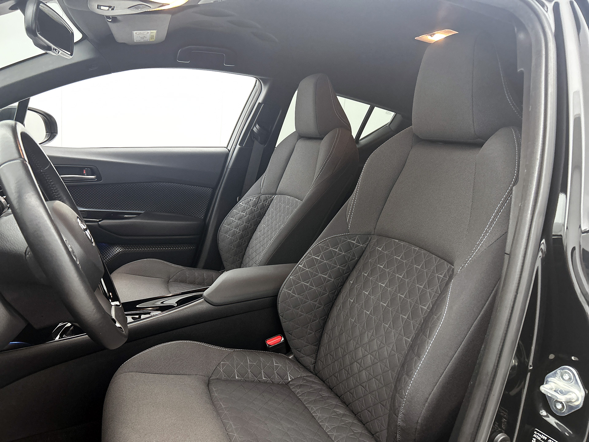 Foto van Toyota Toyota C-hr