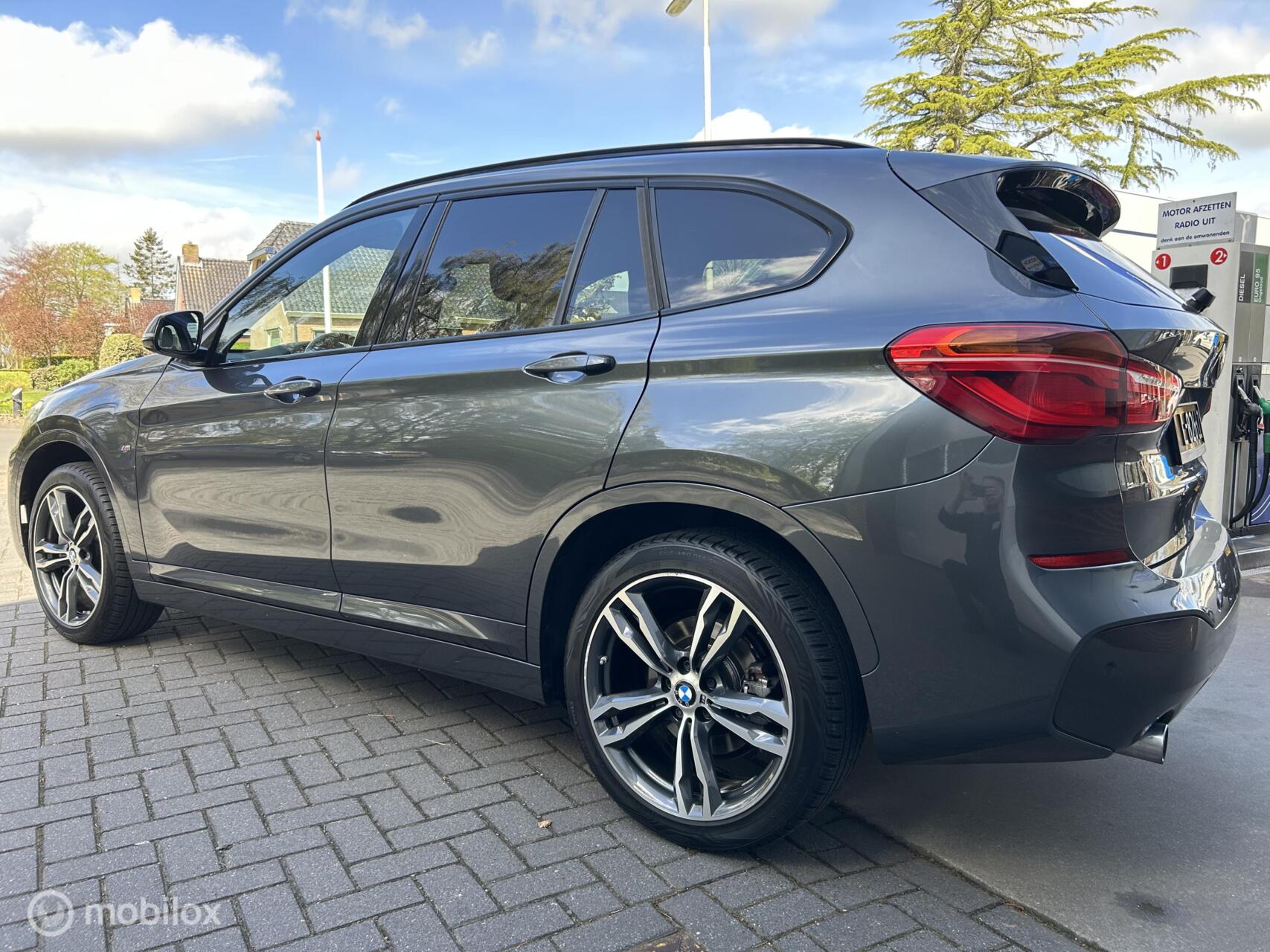 Foto van BMW X1 Sdrive20i
