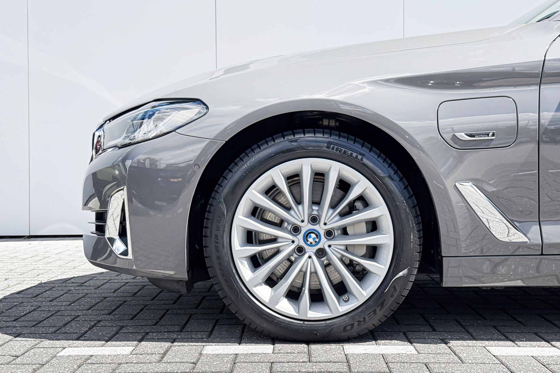 Foto van BMW 530e