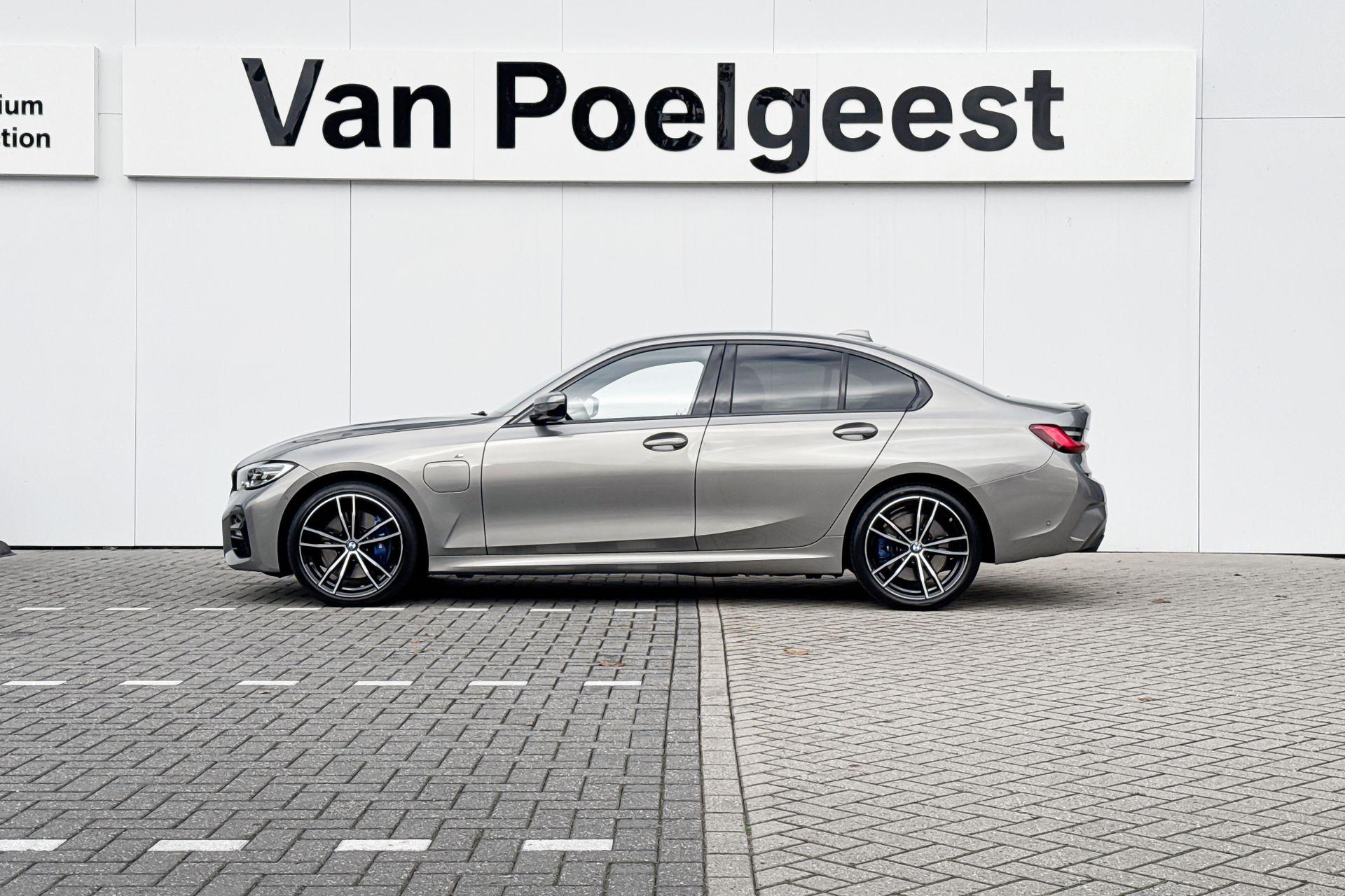 Foto van BMW 330e