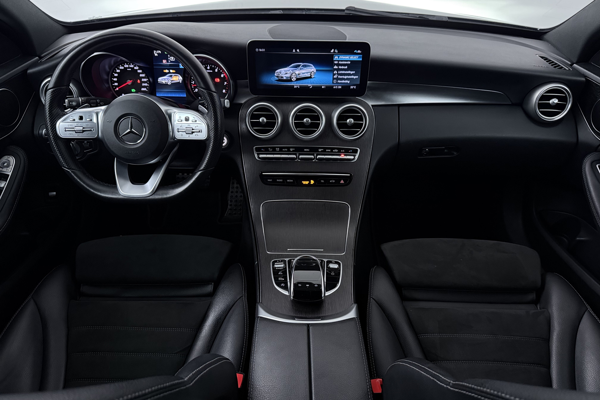 Foto van Mercedes-Benz C 200