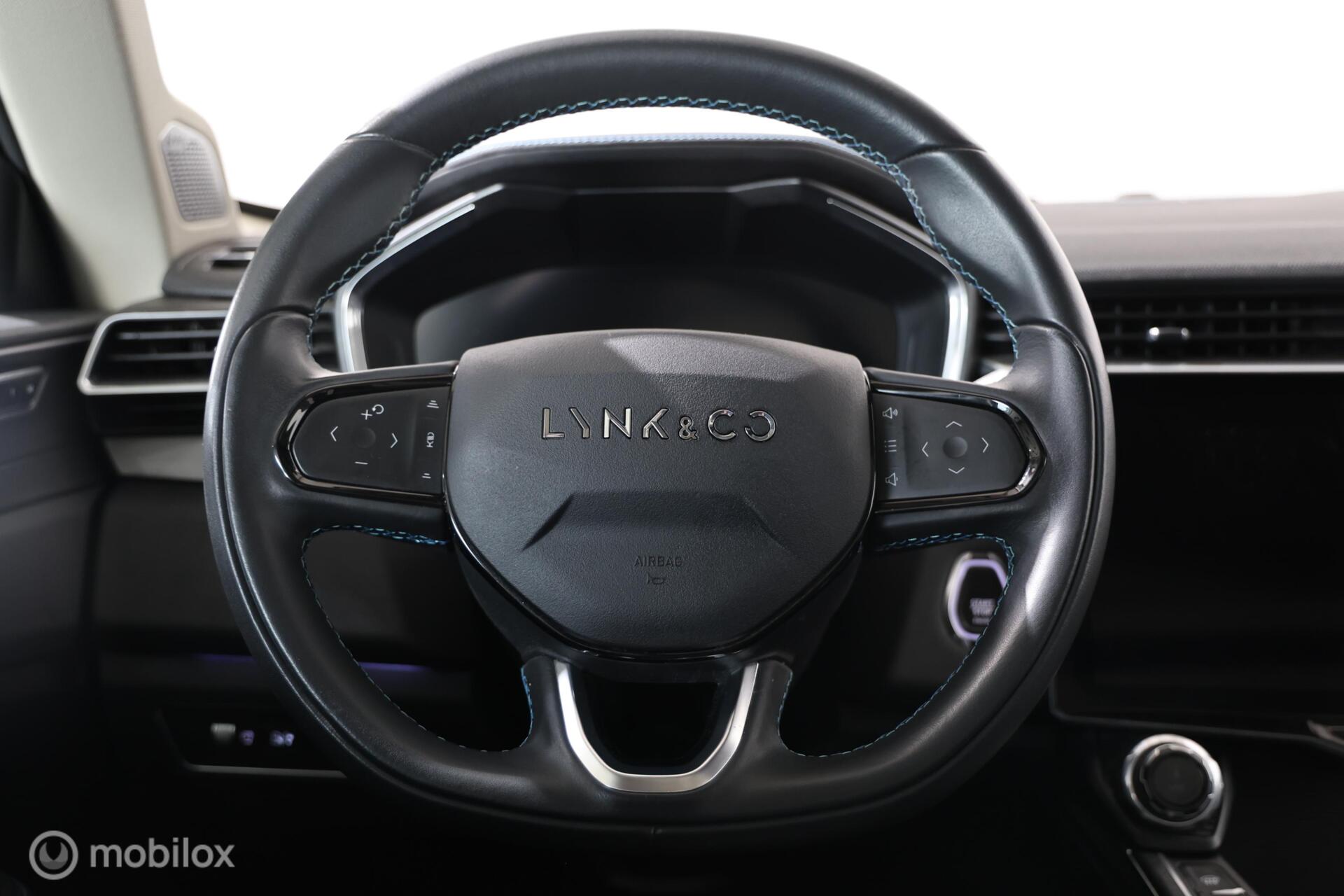 Foto van Lynk&co LYNK & Co 01