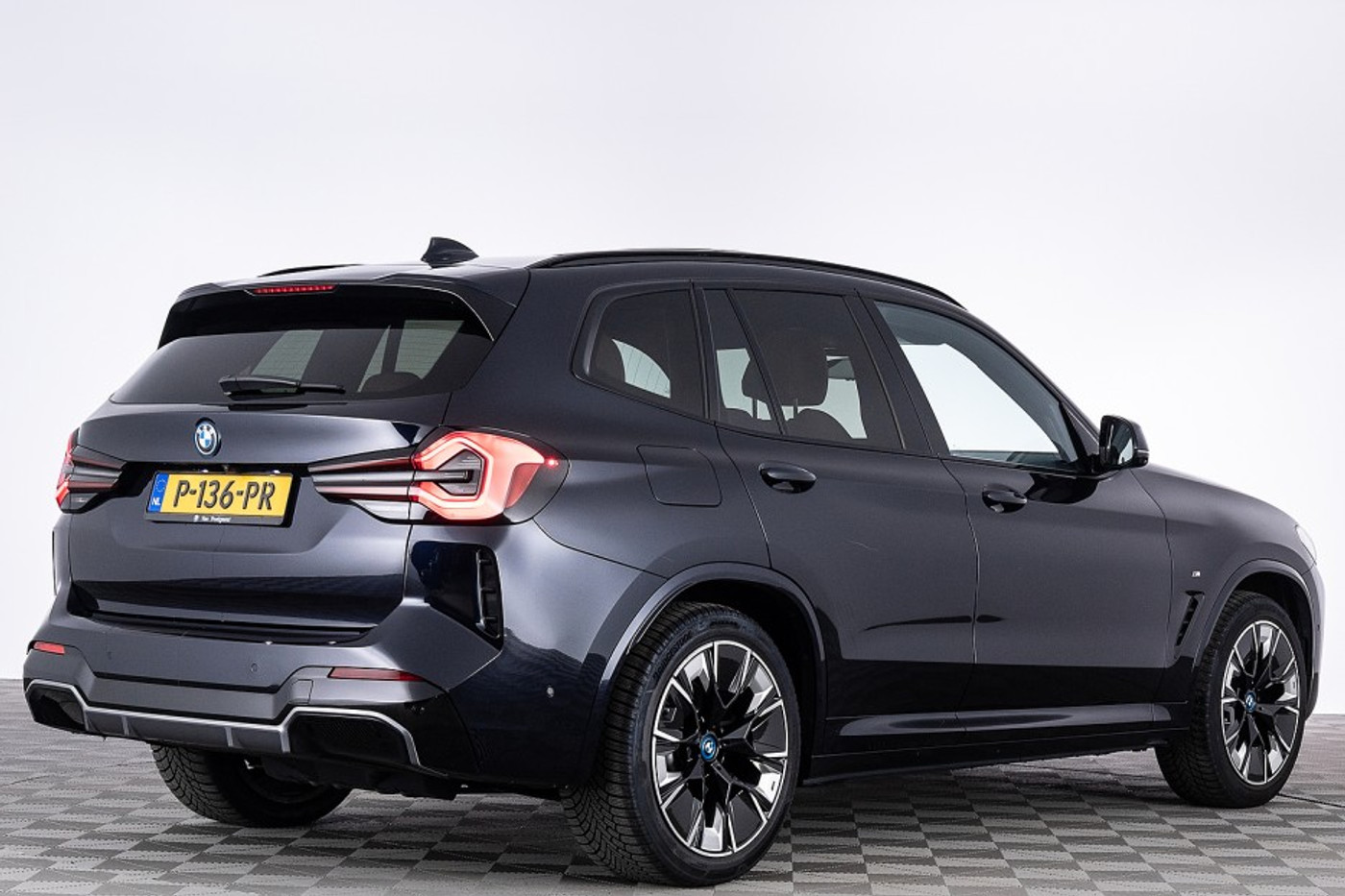 Foto van BMW Ix3