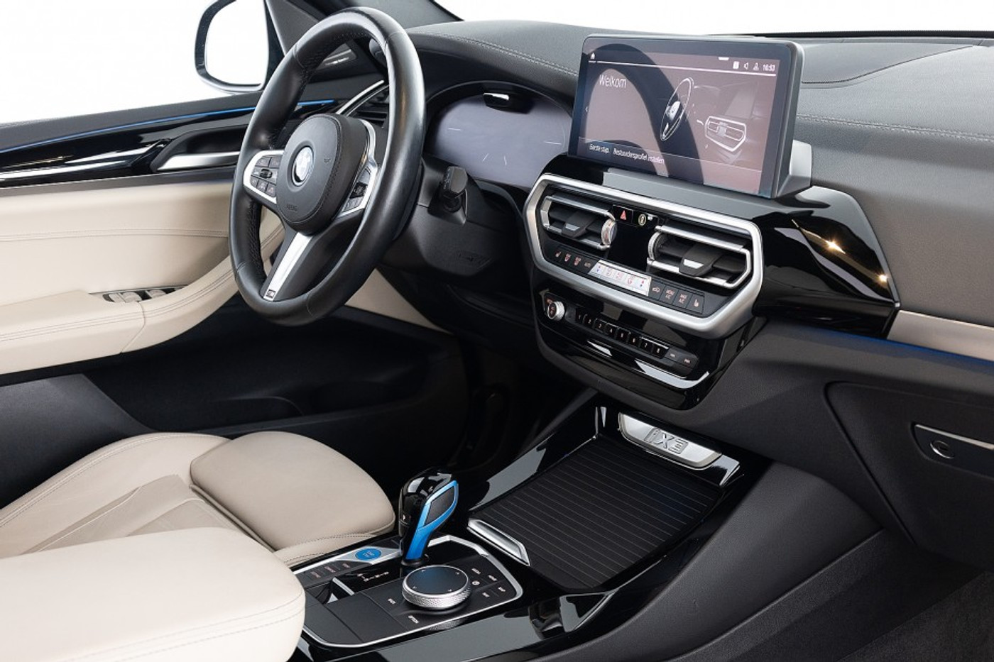 Foto van BMW Ix3