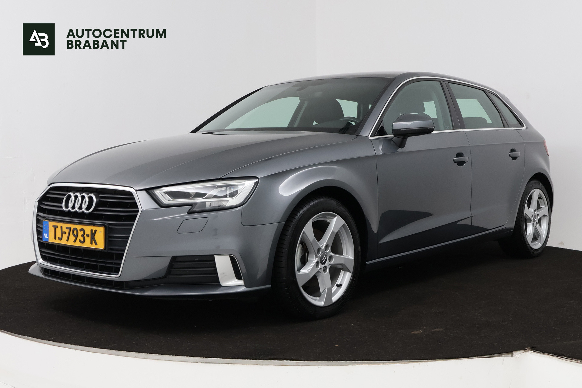 Audi A3 Sportback 1.0 TFSI Sport Lease Edition Automaat (PARKEERSENSOREN, NAVIGATIE, CRUISE CONTROL, AUTOMAAT) 2018 - voorkant