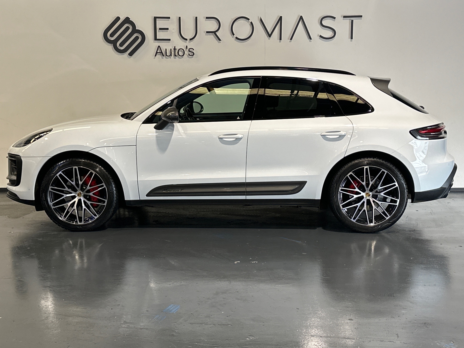 Foto van Porsche Macan T