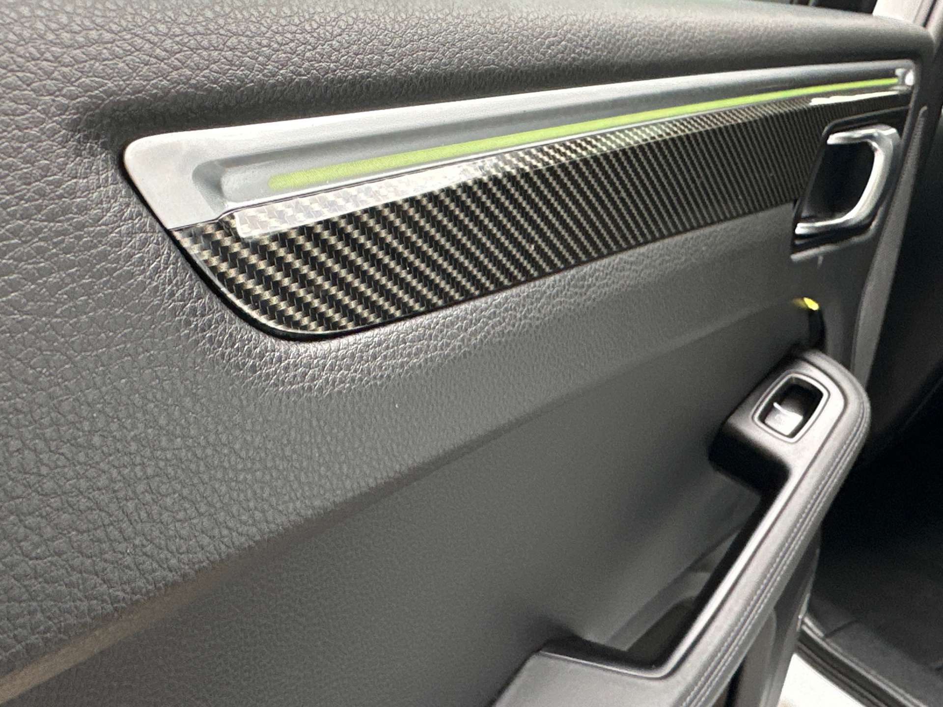 Foto van Porsche Macan T