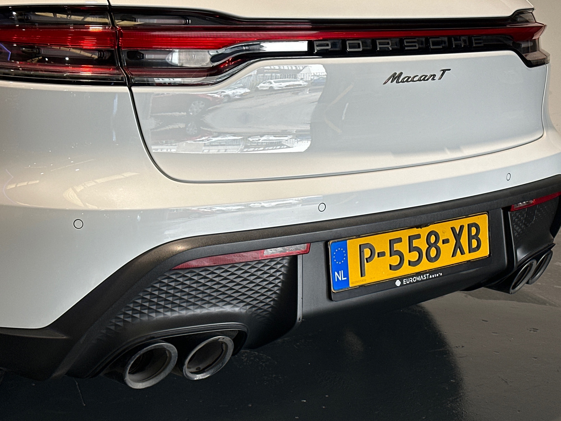 Foto van Porsche Macan T