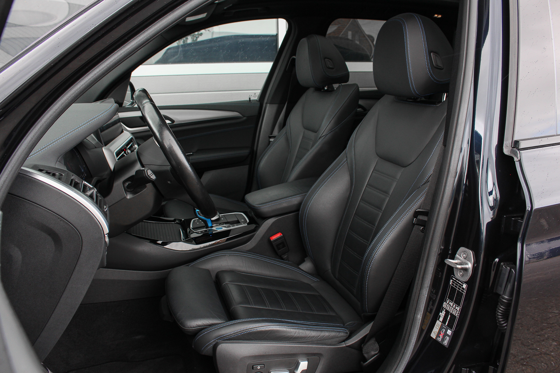 Foto van BMW Ix3