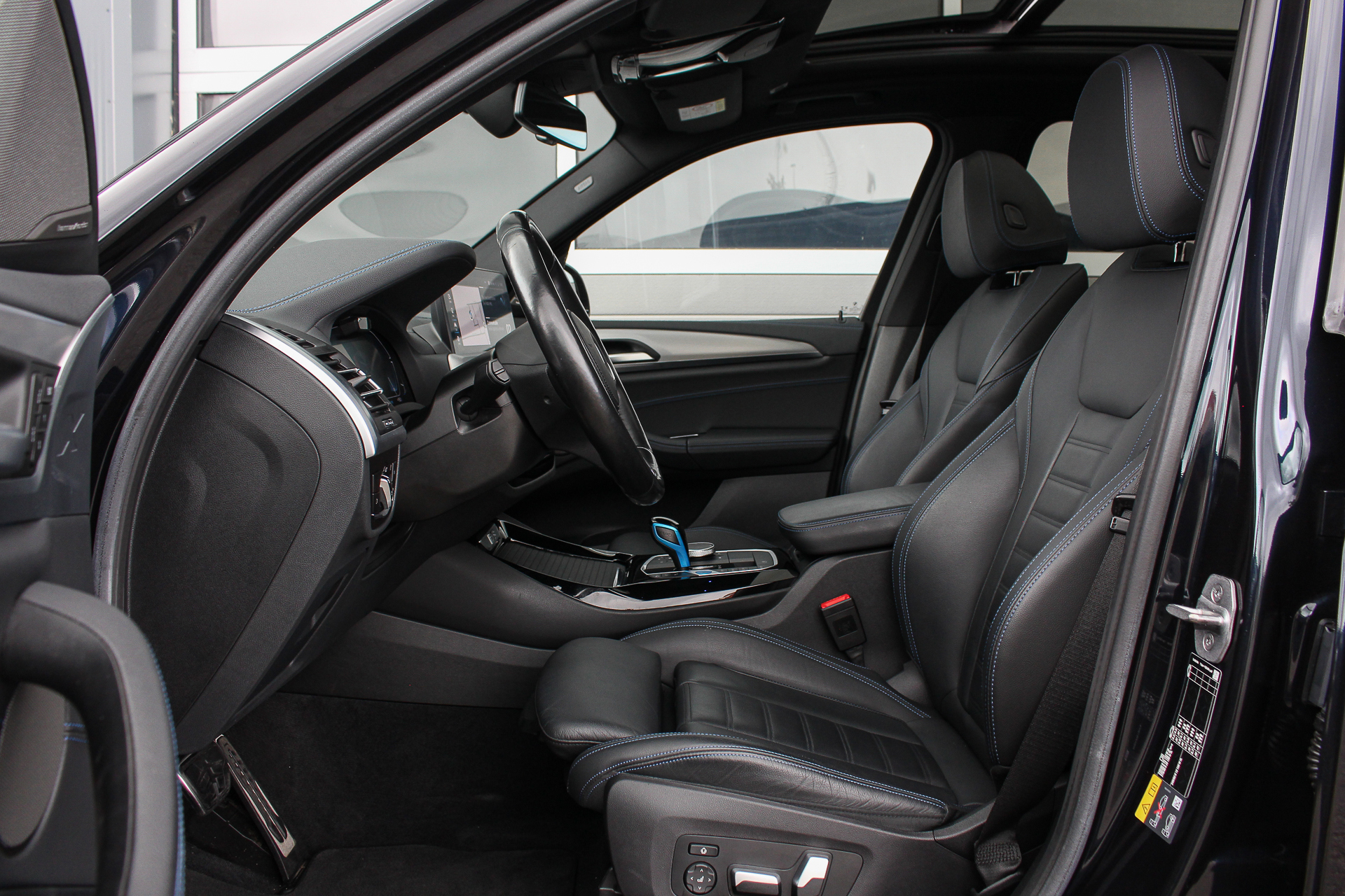 Foto van BMW Ix3