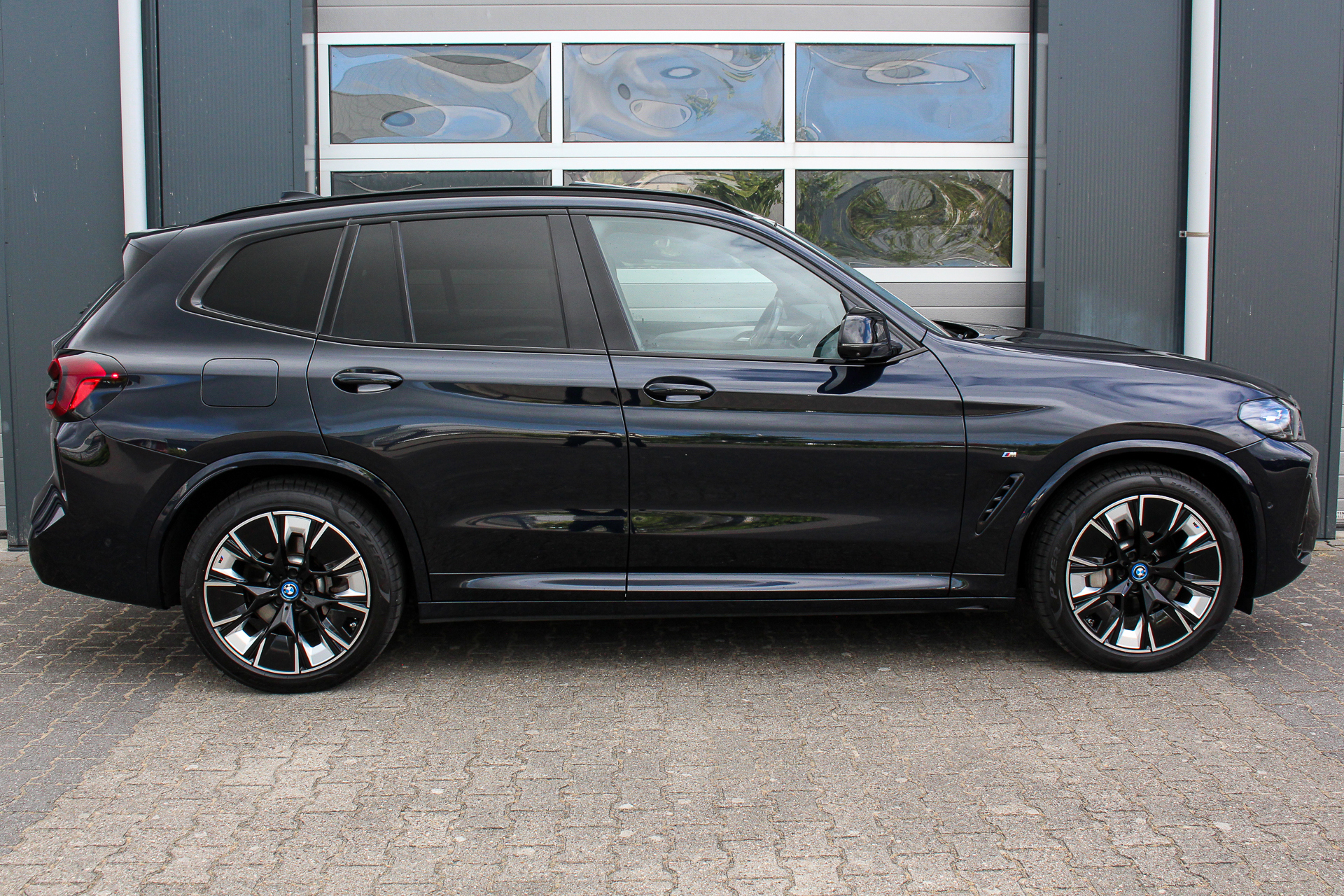 Foto van BMW Ix3