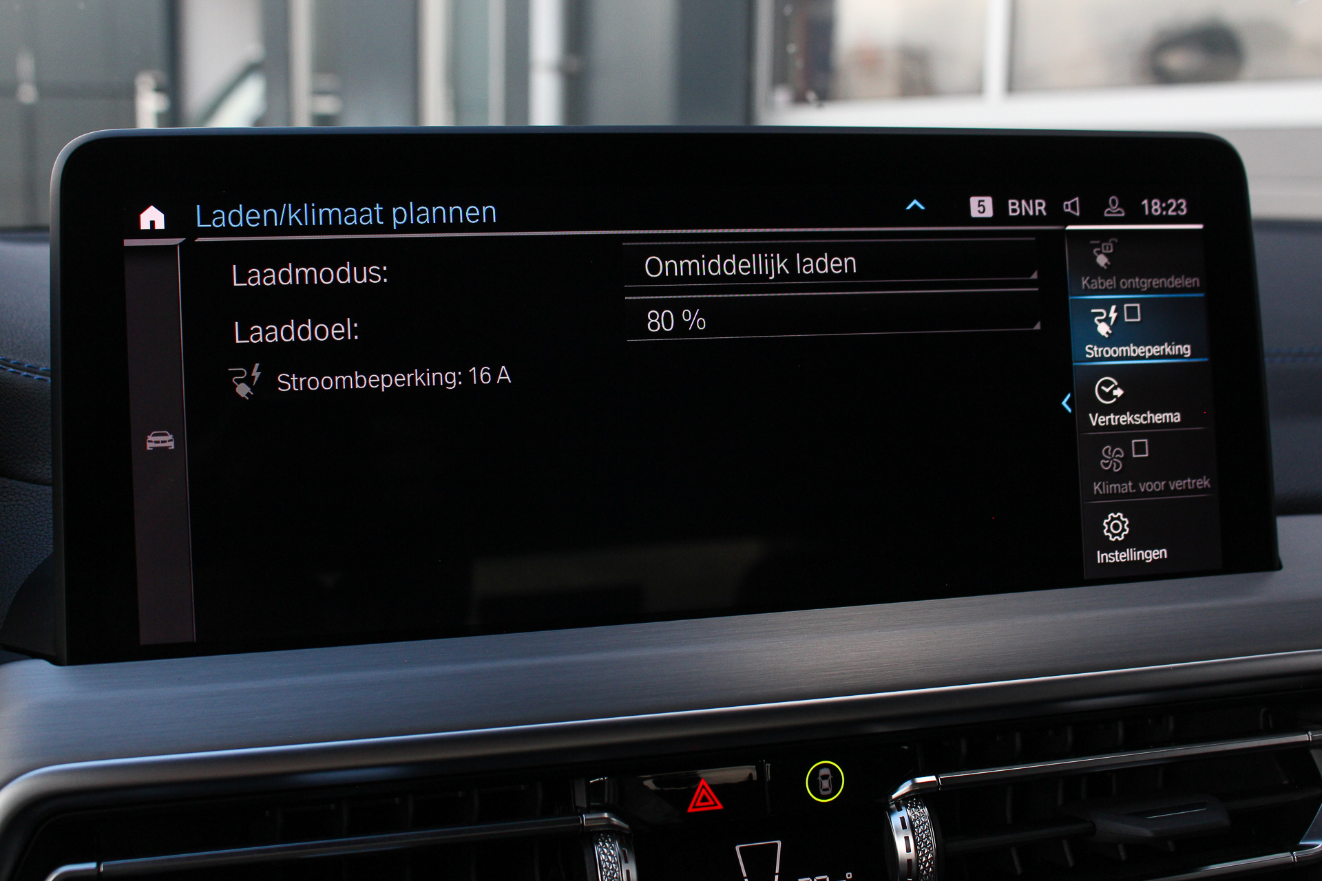 Foto van BMW Ix3