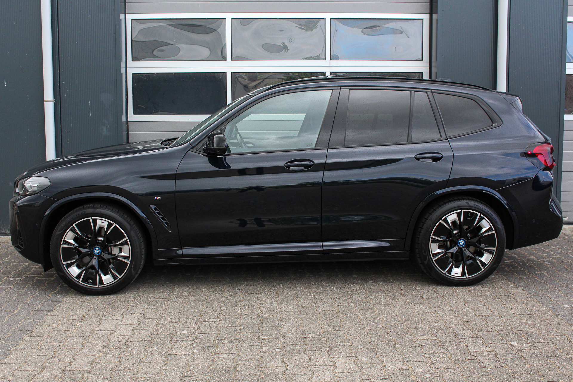Foto van BMW Ix3
