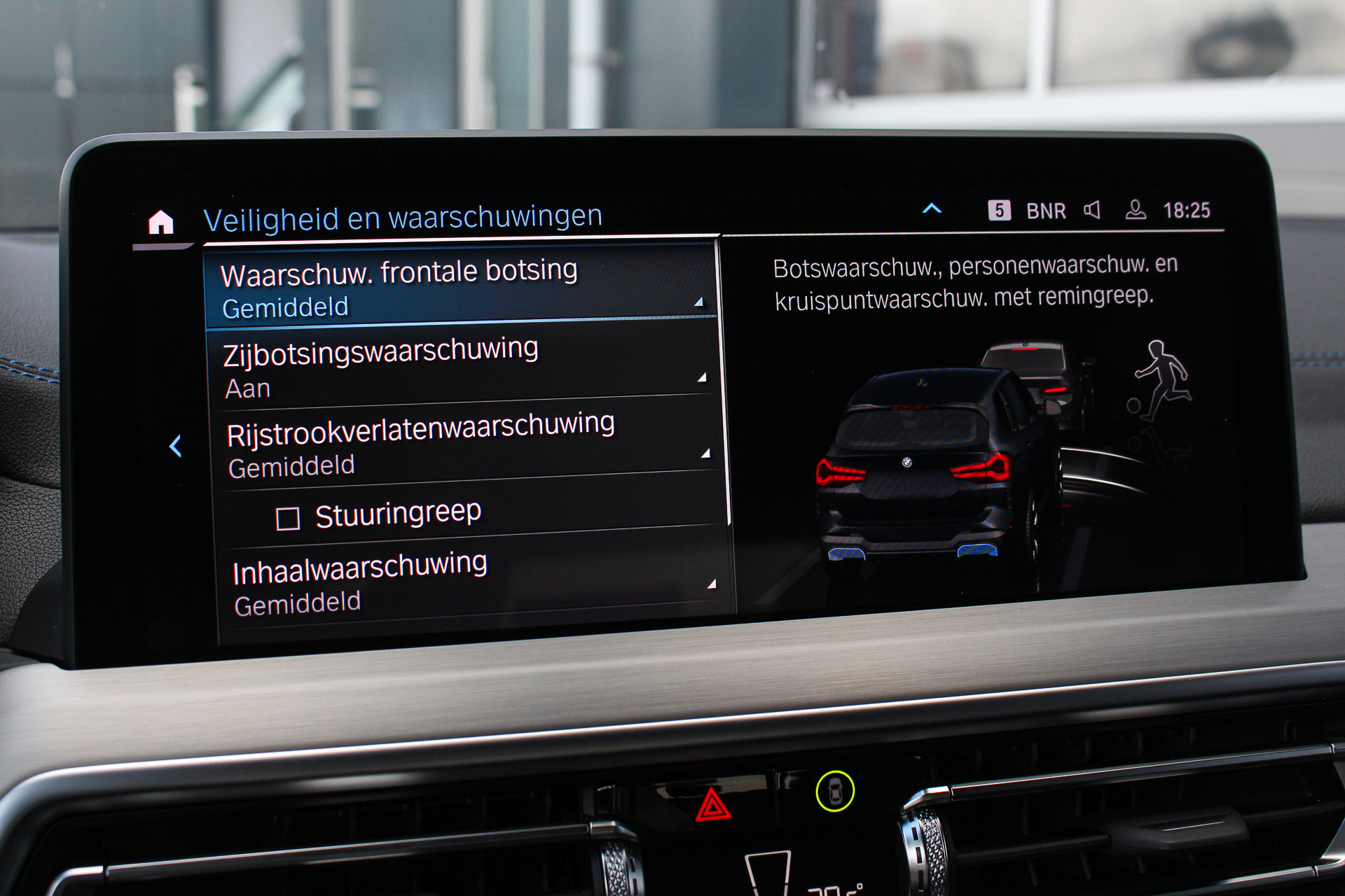 Foto van BMW Ix3