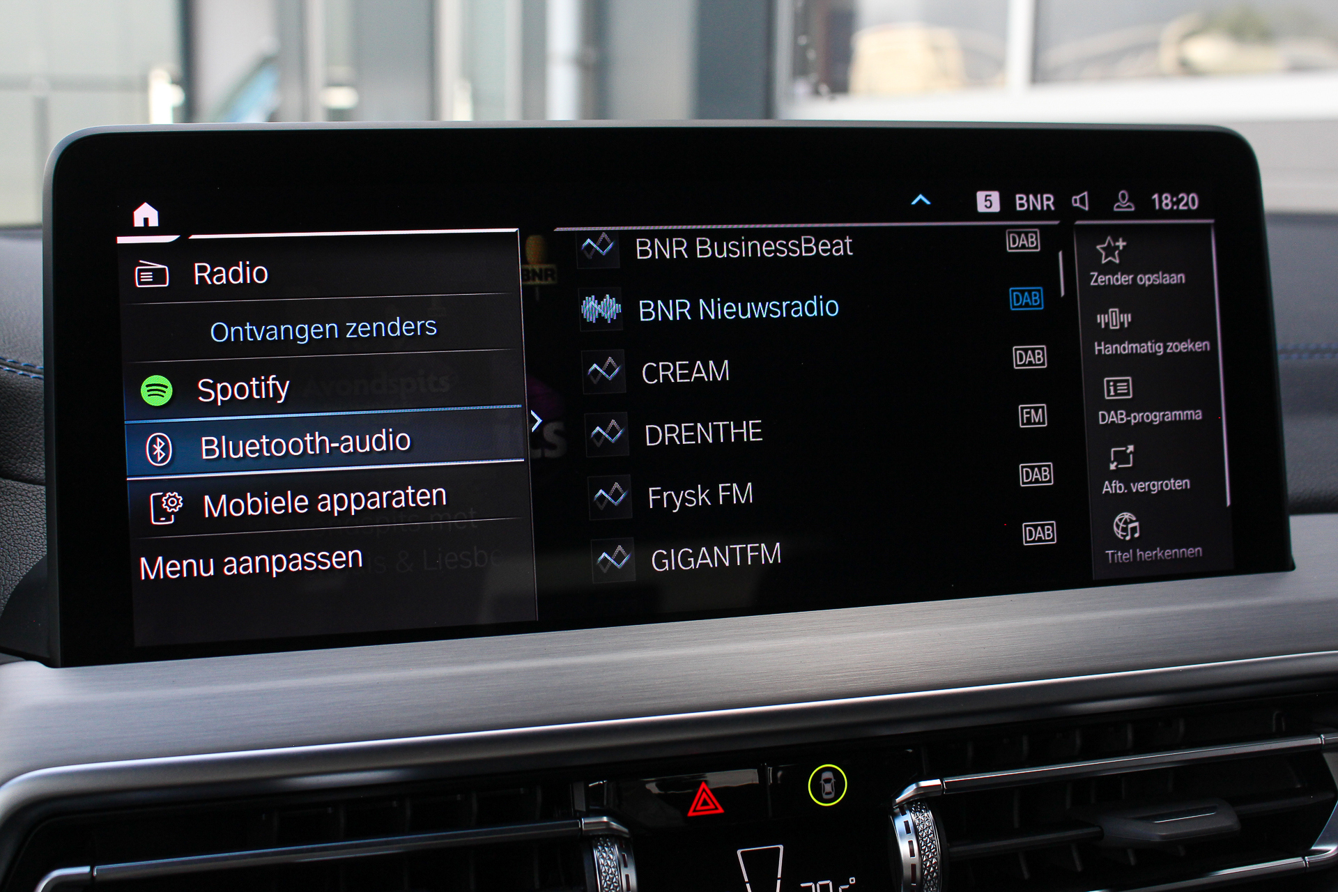 Foto van BMW Ix3