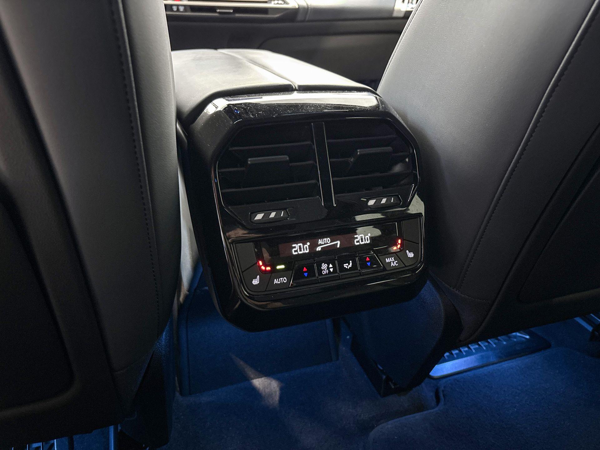 Foto van BMW Ix Xdrive40