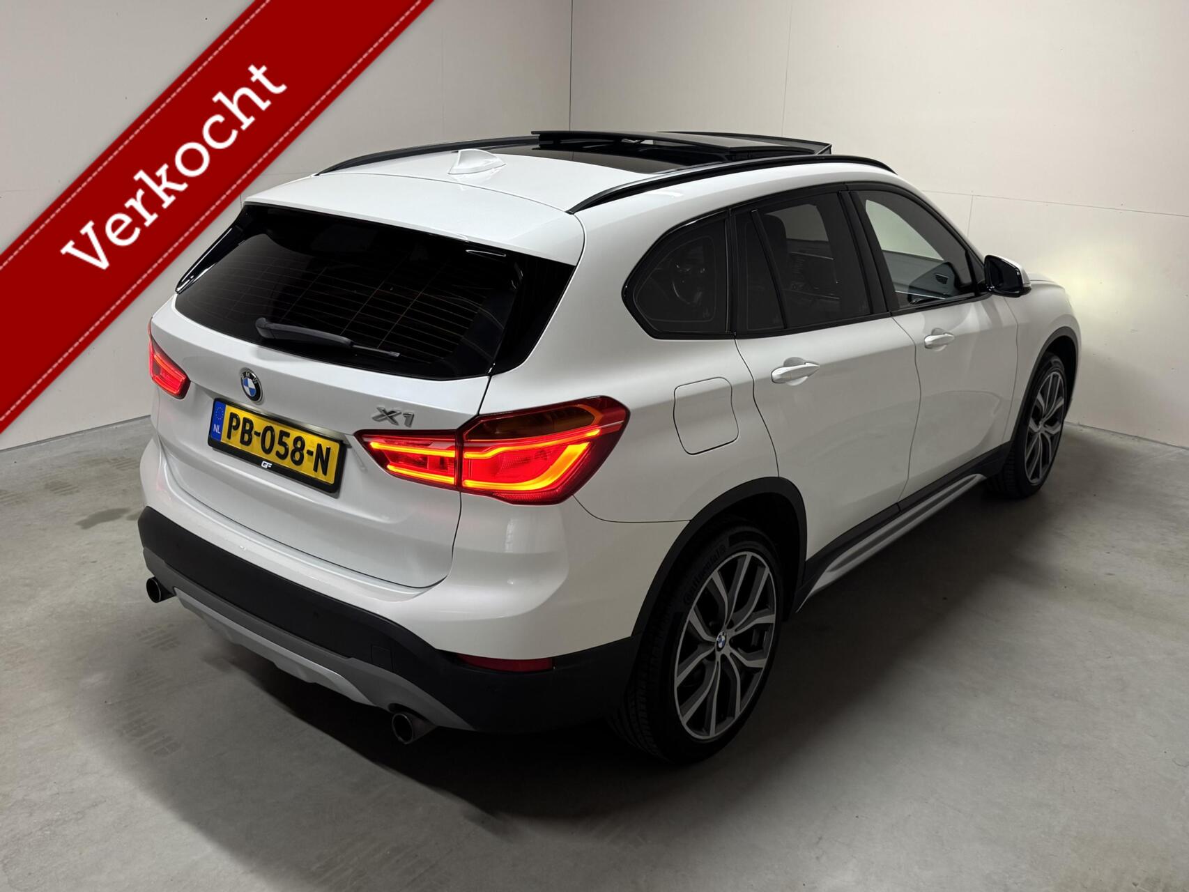 Foto van BMW X1 Sdrive20i