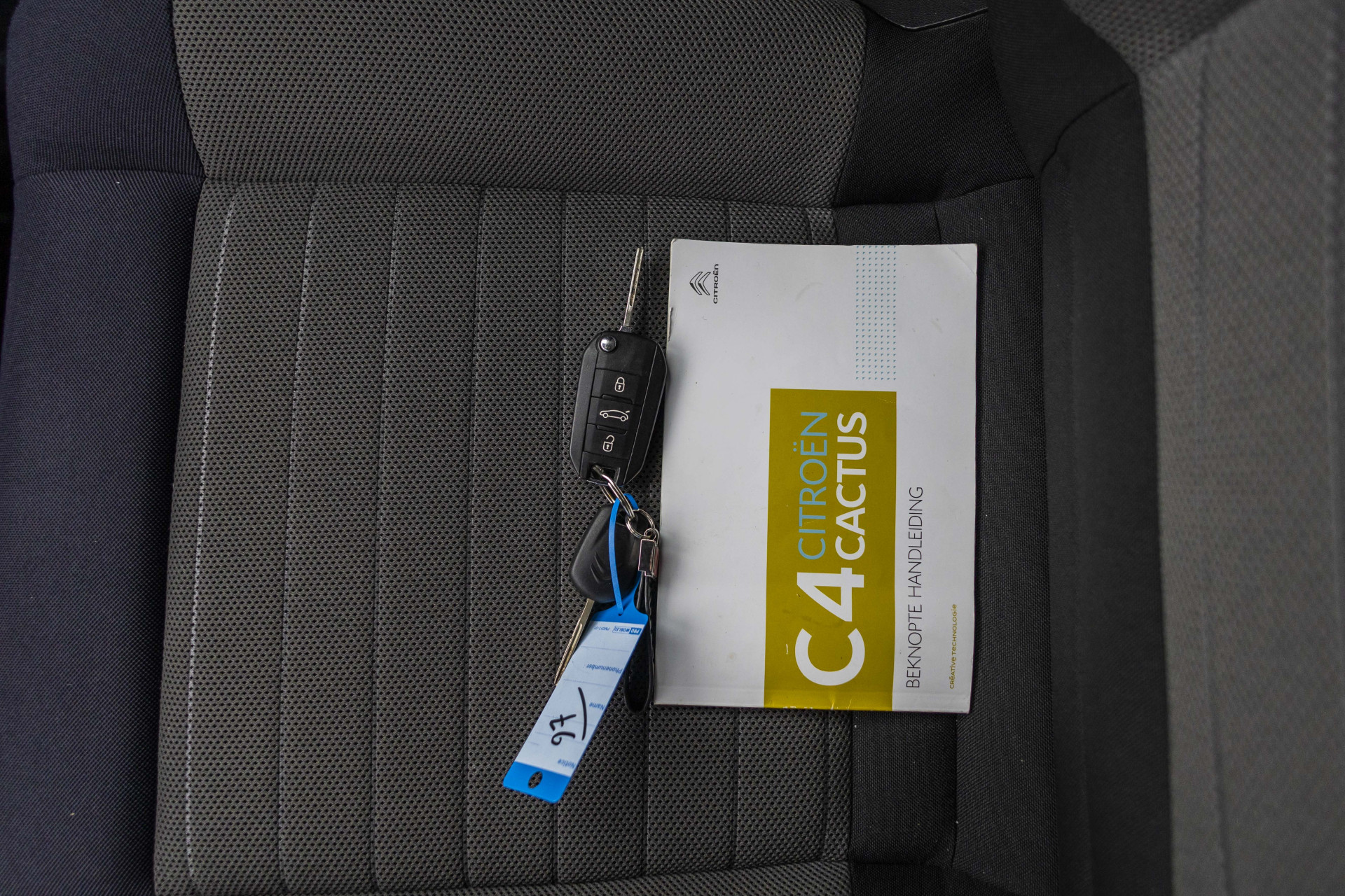 Foto van Citroen C4 Cactus