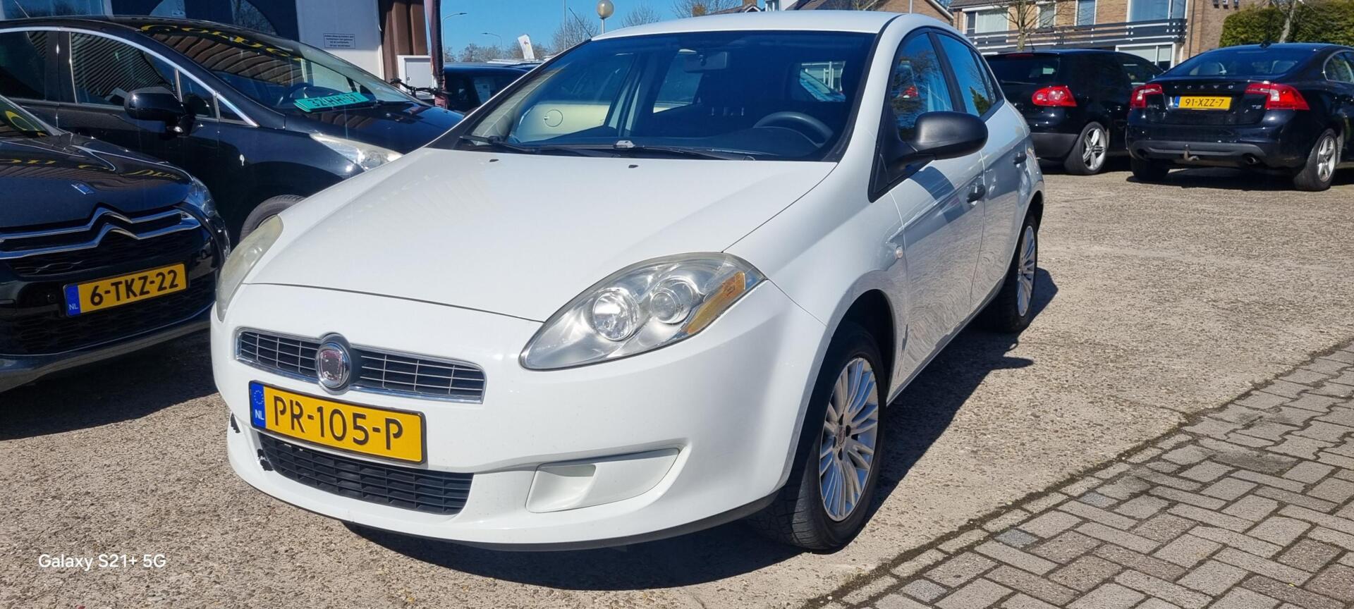 Fiat Fiat Bravo 1.4 Active?€3499,-?129614 Km NAP 2009 - voorkant