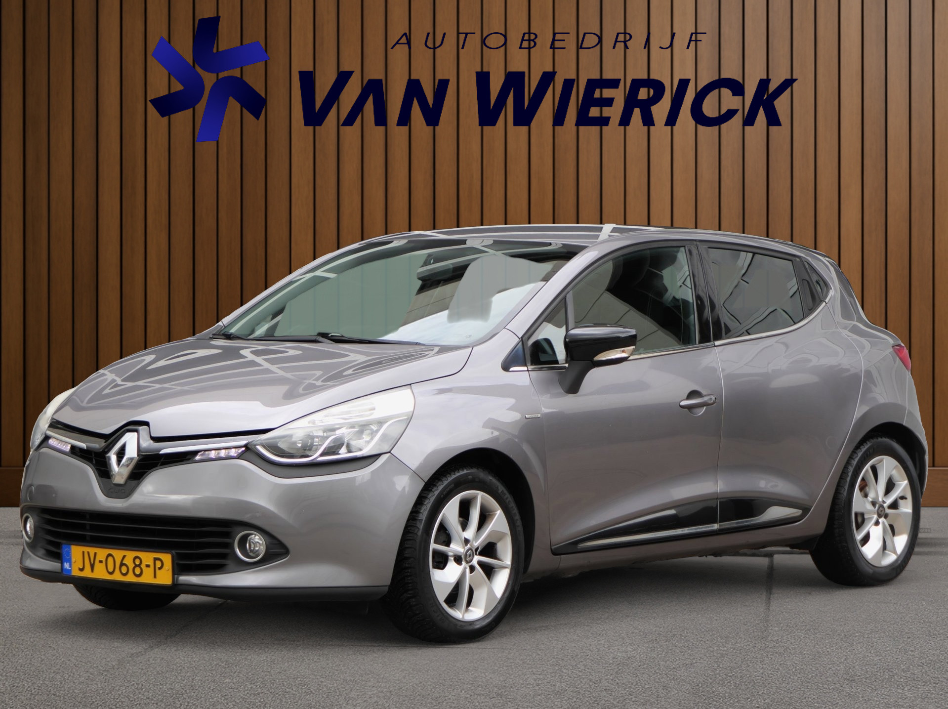 Renault Clio 0.9 TCe Limited  90PK Incl Garantie| Dealer onderhouden | Cruise | Navi | Bluetooth | LM Velgen | NAP 2016 - voorkant