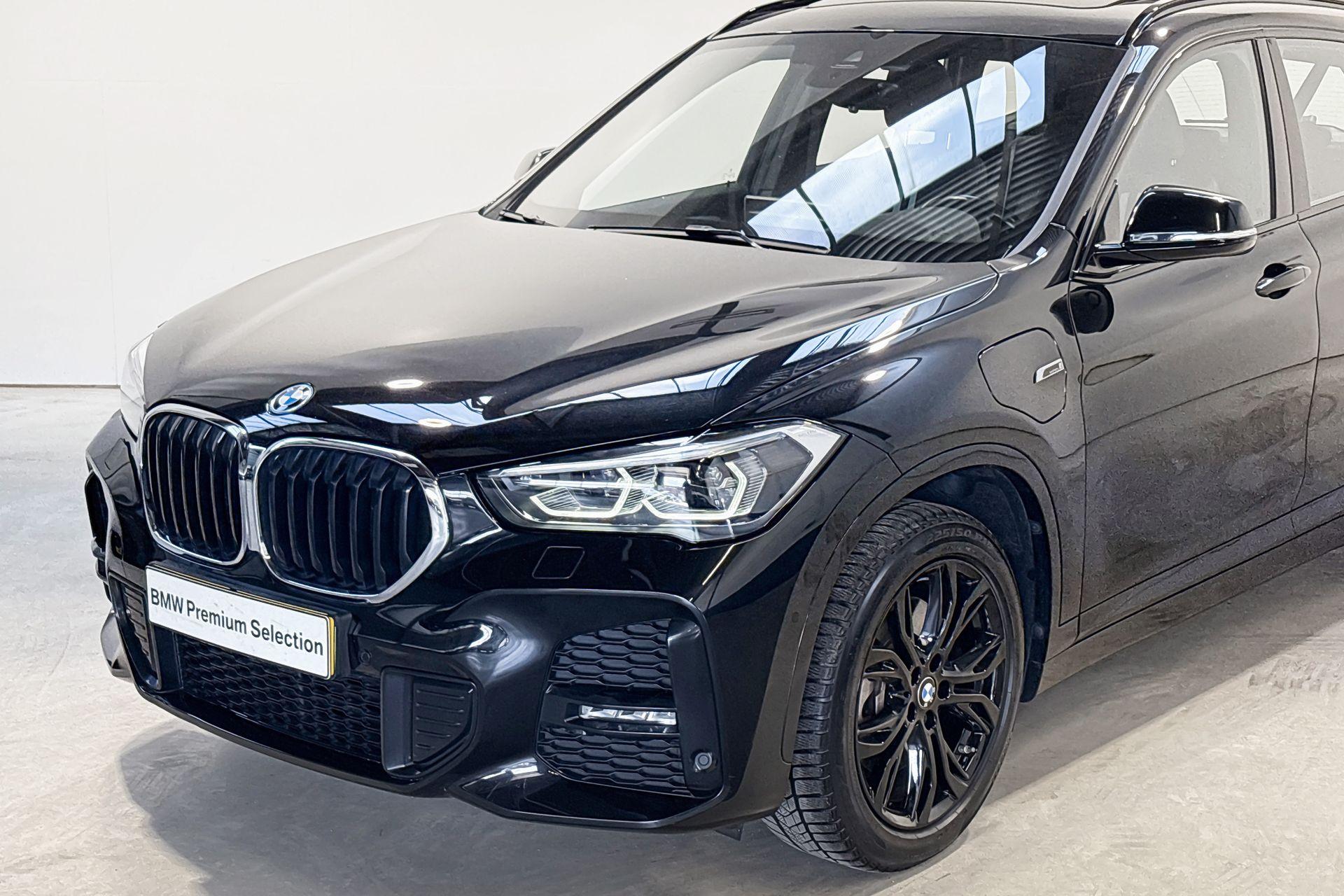 Foto van BMW X1 Xdrive25e