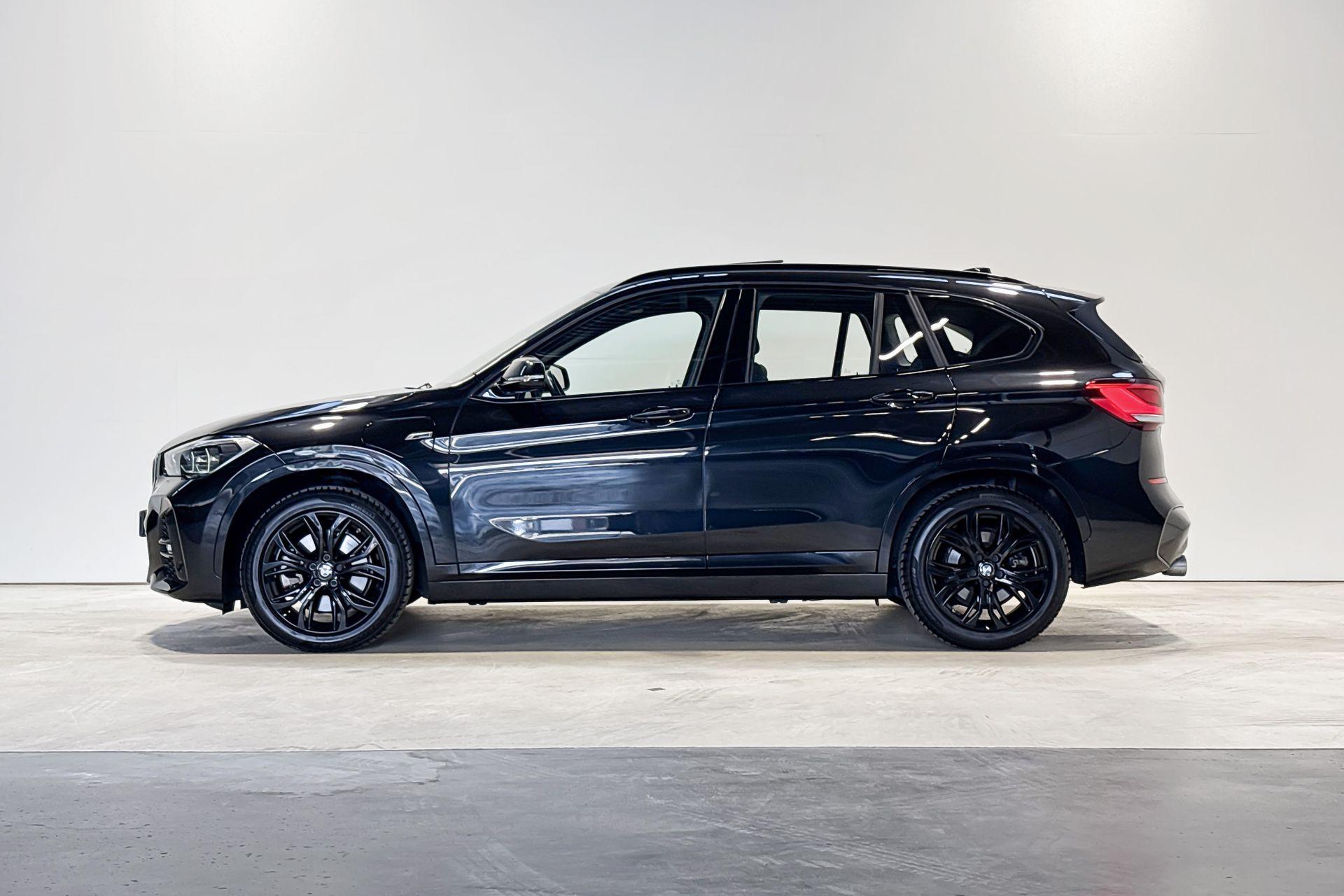 Foto van BMW X1 Xdrive25e