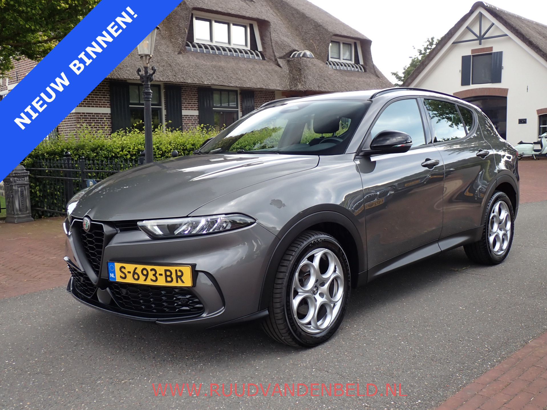 Alfa Romeo Tonale 1.5T Hybrid Sprint 2023 - voorkant