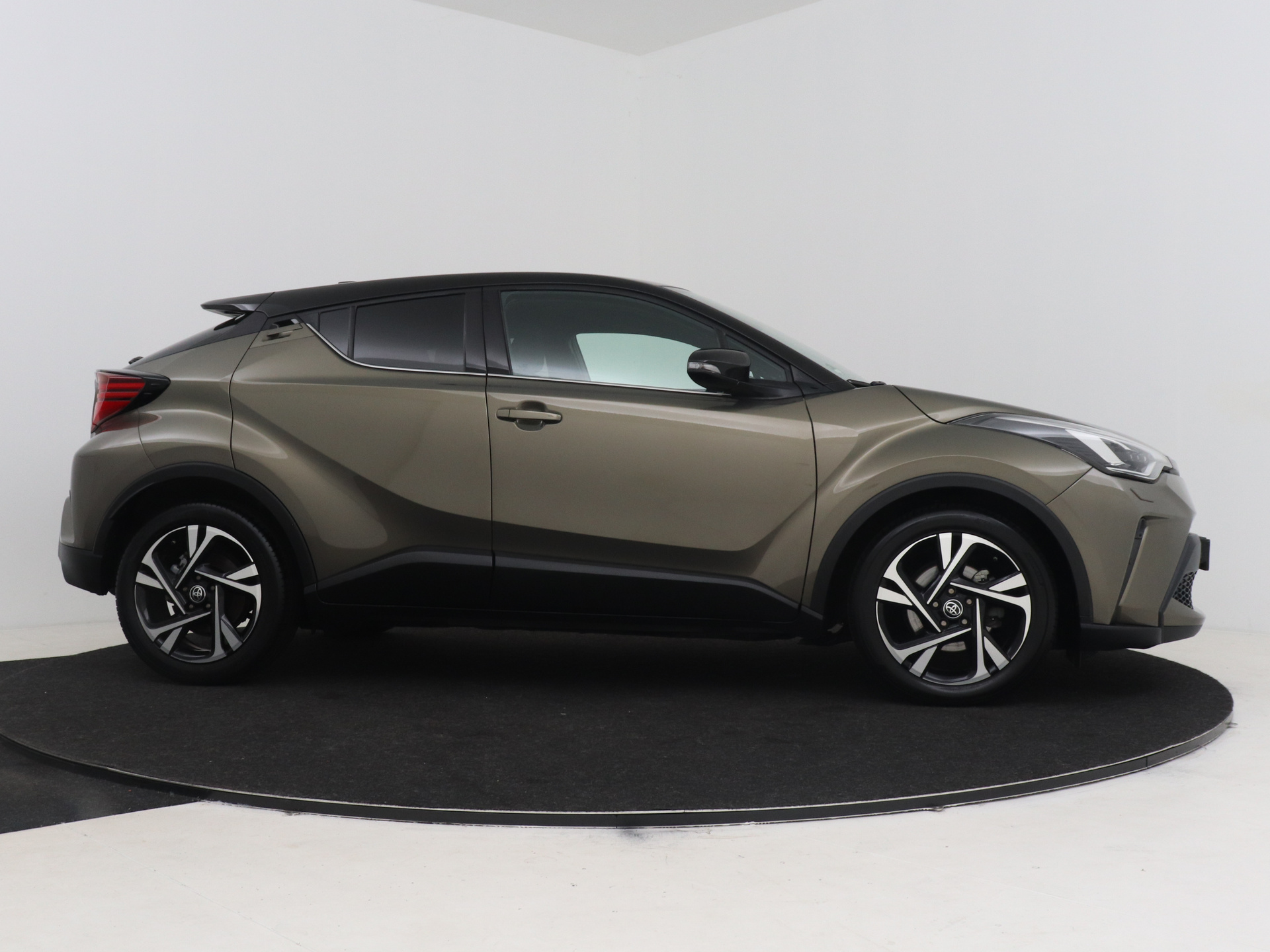 Foto van Toyota Toyota C-hr