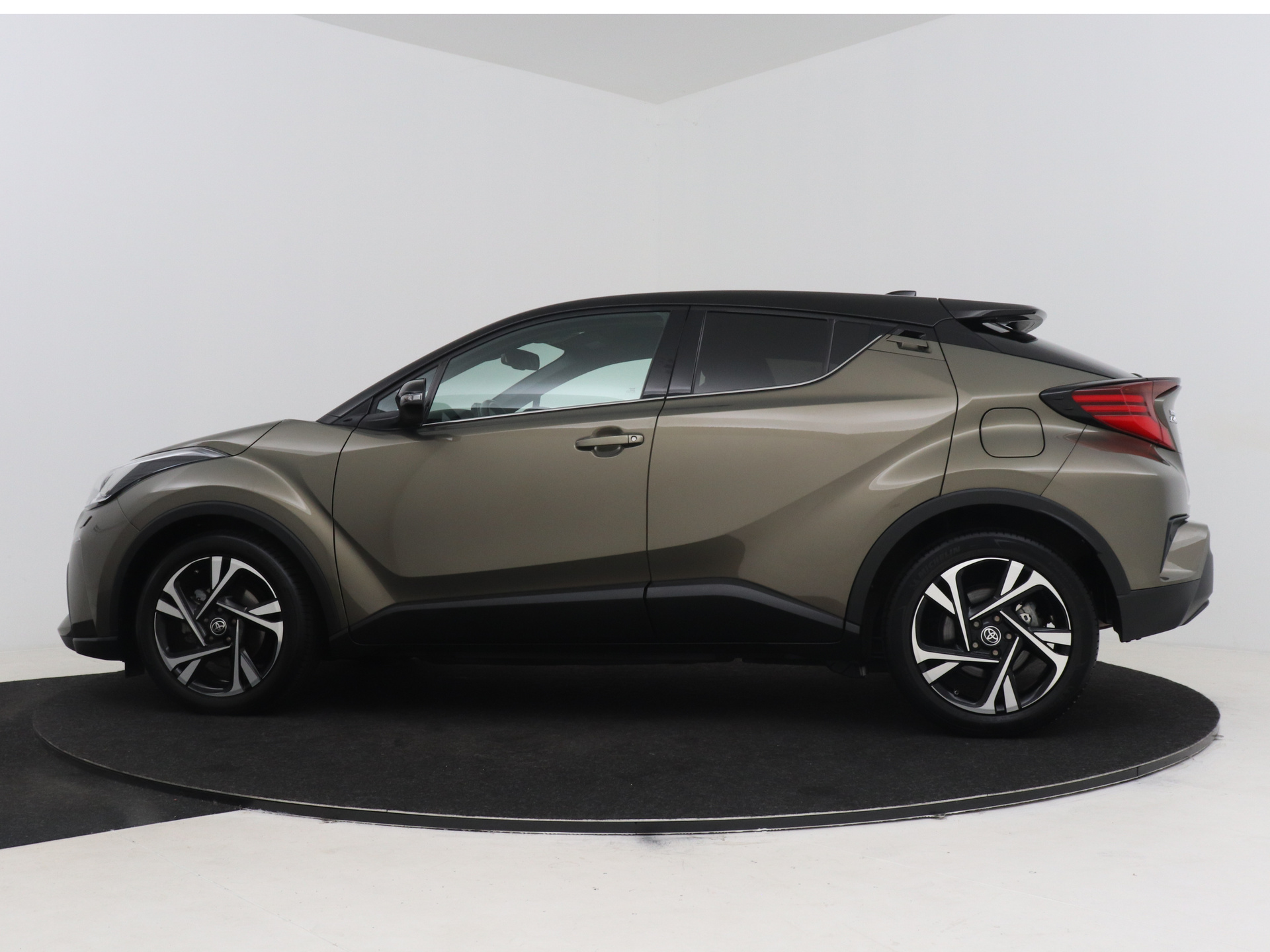Foto van Toyota Toyota C-hr
