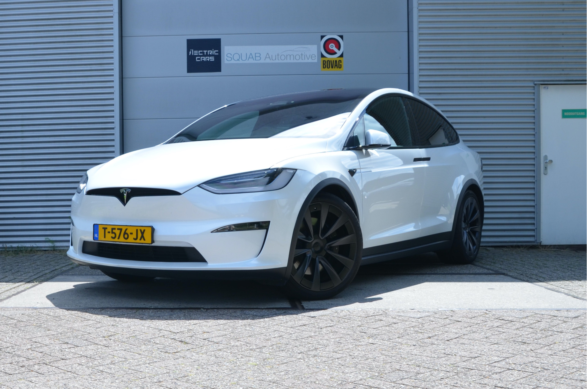 Foto van TESLA MODEL X