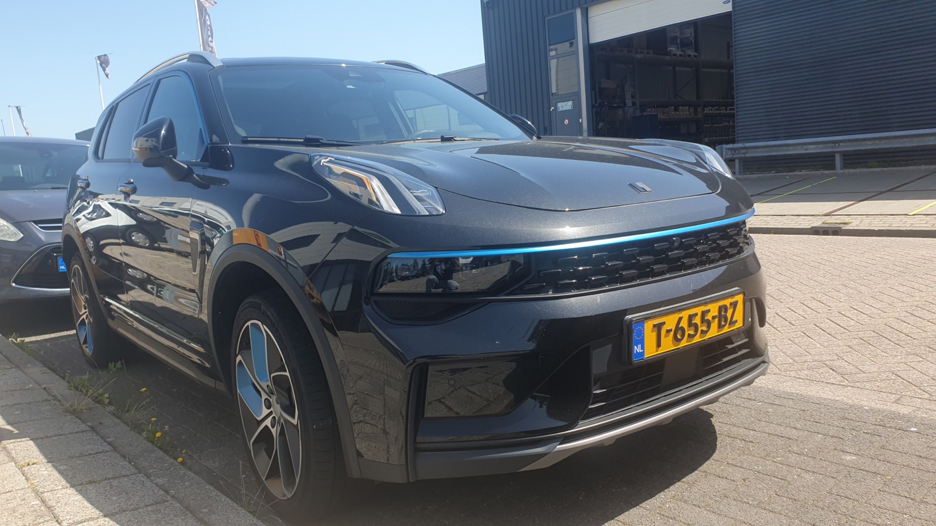 Foto van Lynk&co LYNK & Co 01